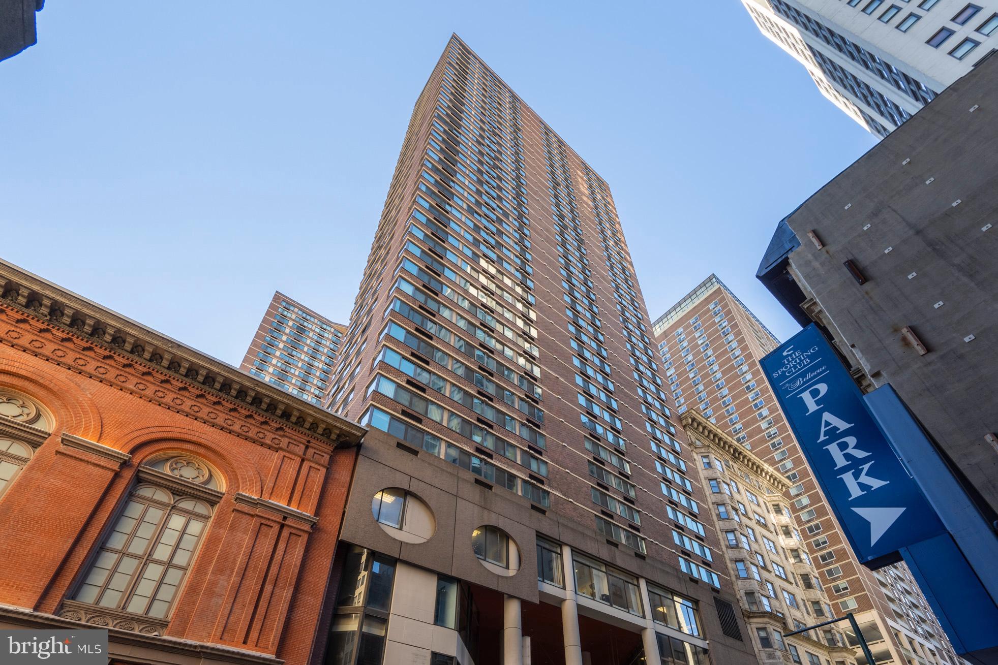 1420 LOCUST STREET 01B1