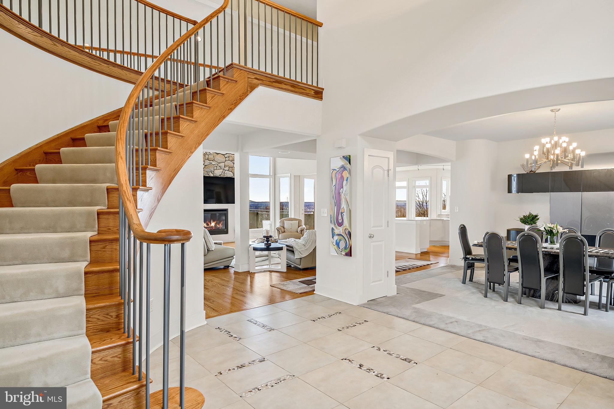 RIVER BEND - Residential