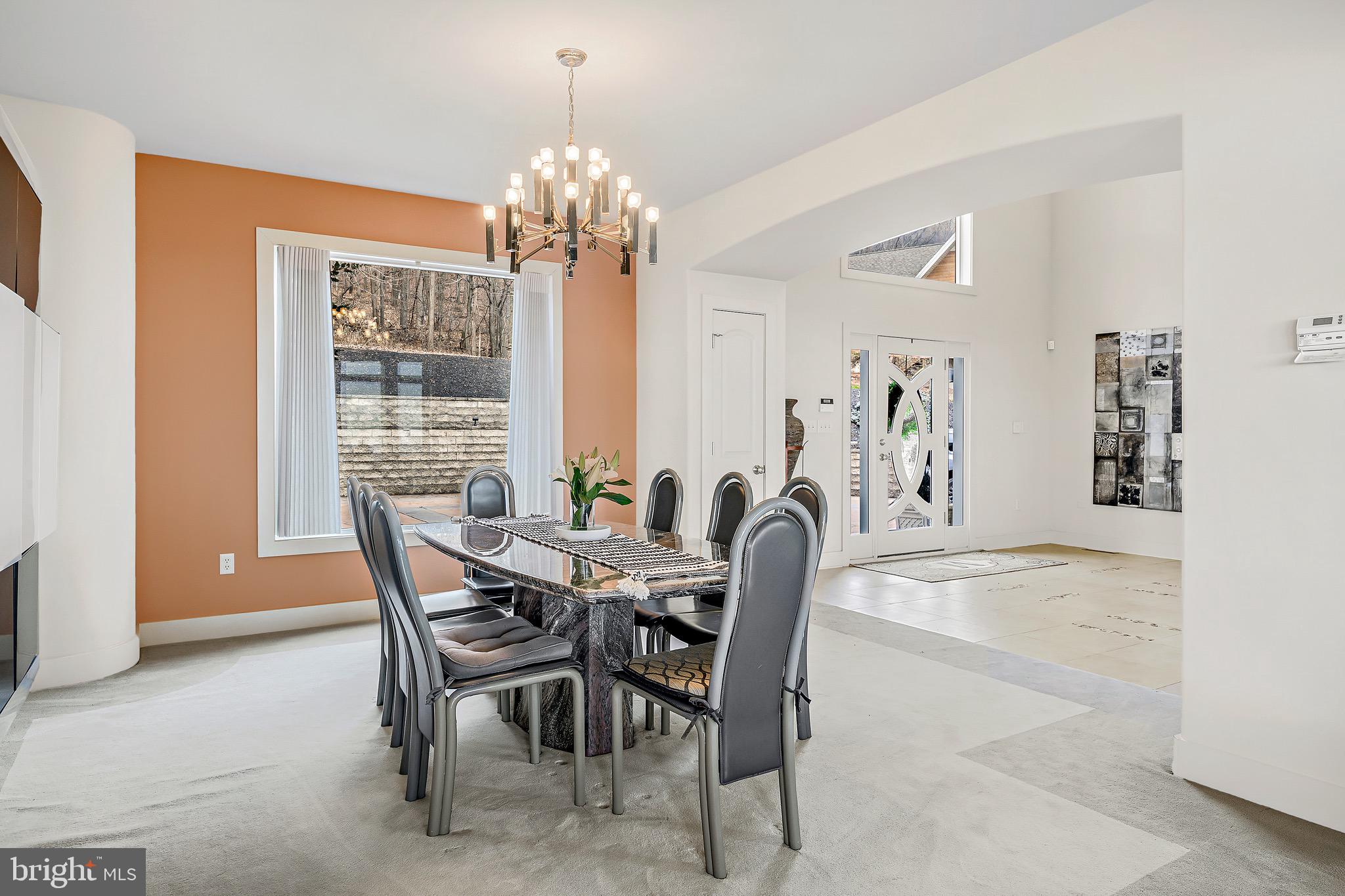 RIVER BEND - Residential
