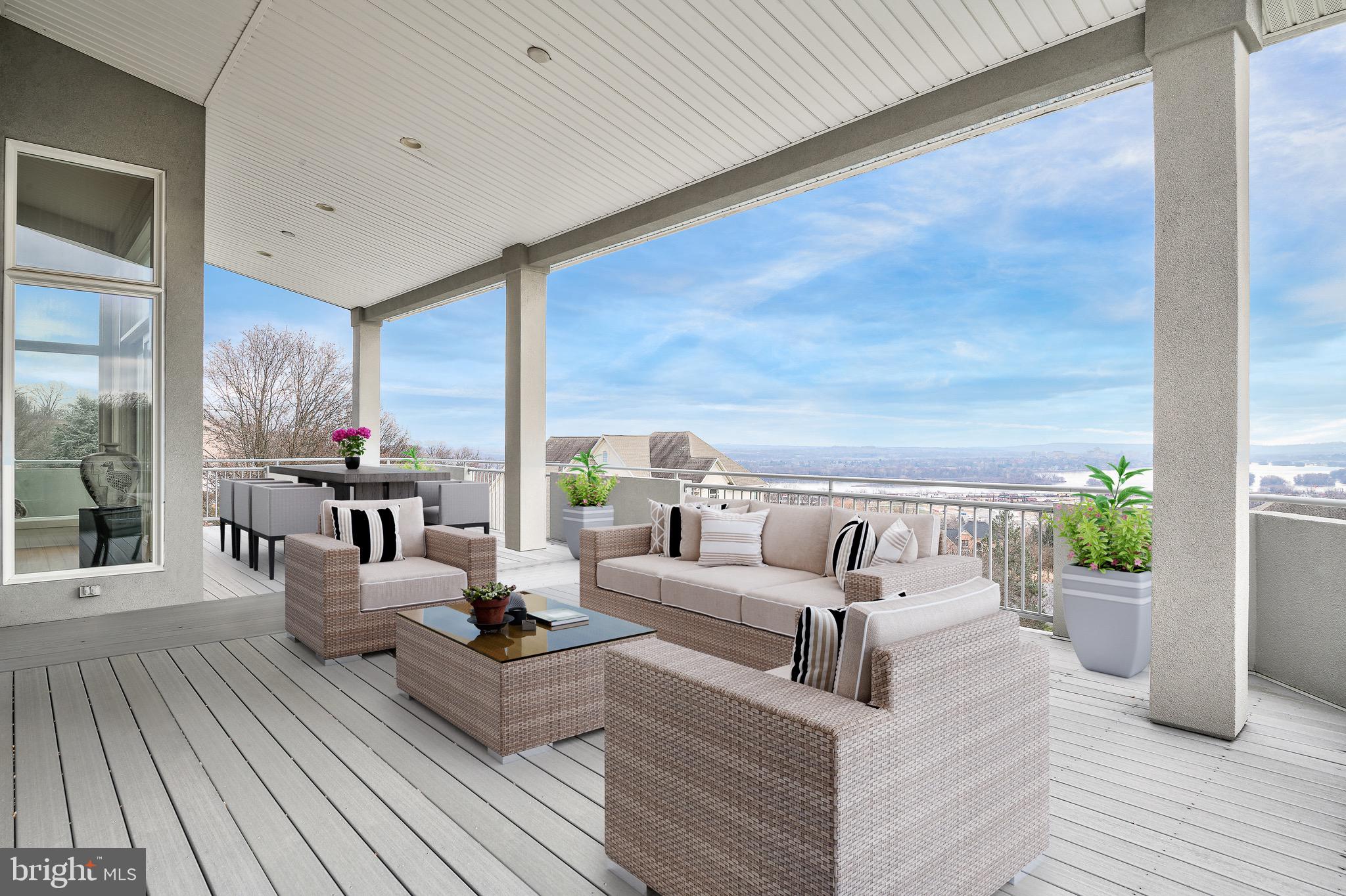RIVER BEND - Residential
