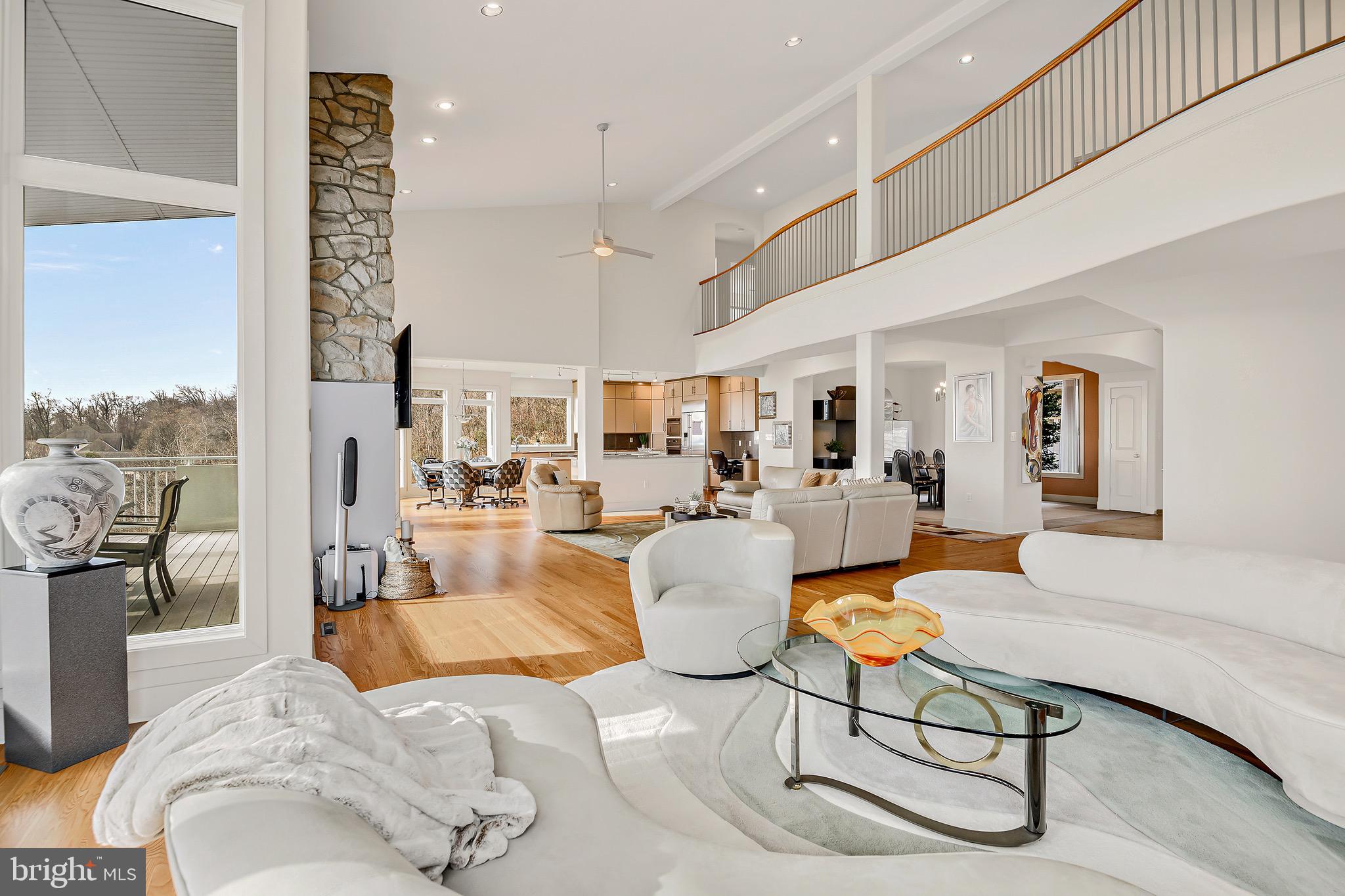 RIVER BEND - Residential