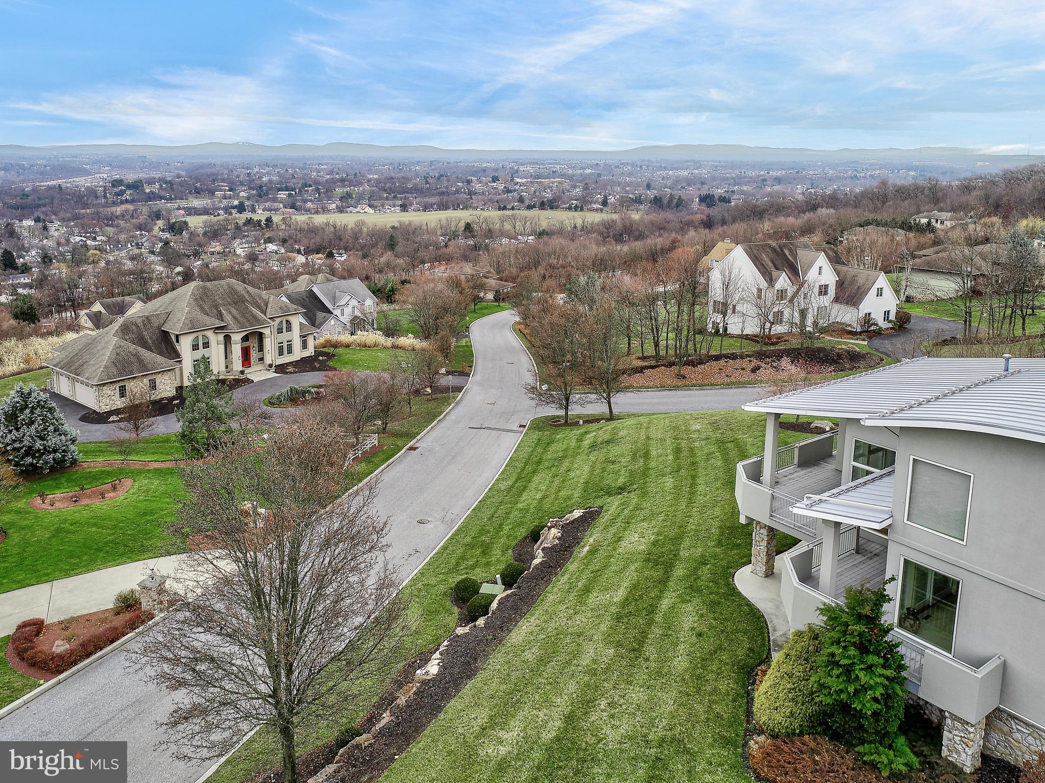 RIVER BEND - Residential