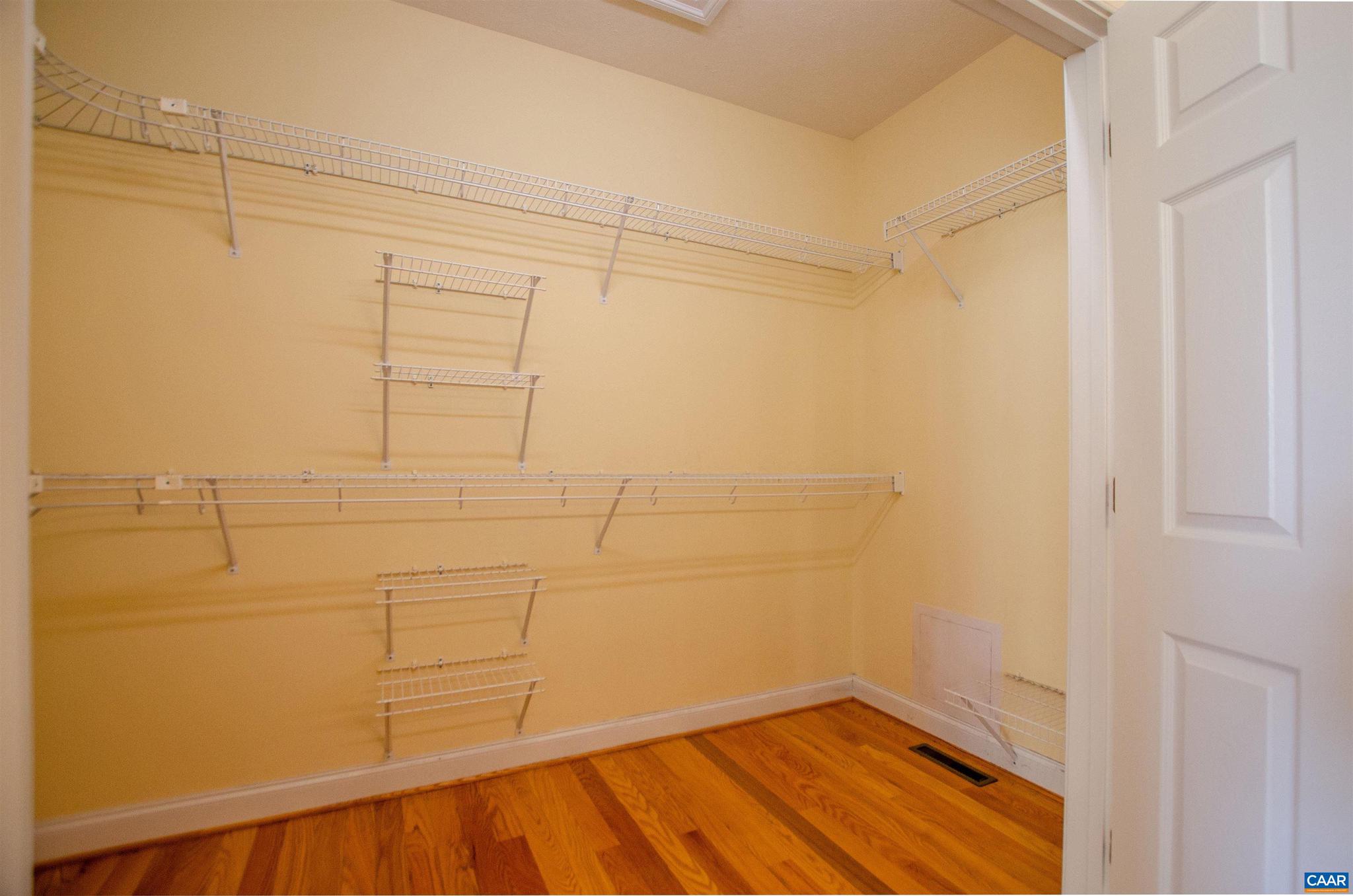 ANA MARIE ESTATES - Residential