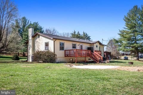 6521 HOWELLSVILLE ROAD BOYCE VA 22620