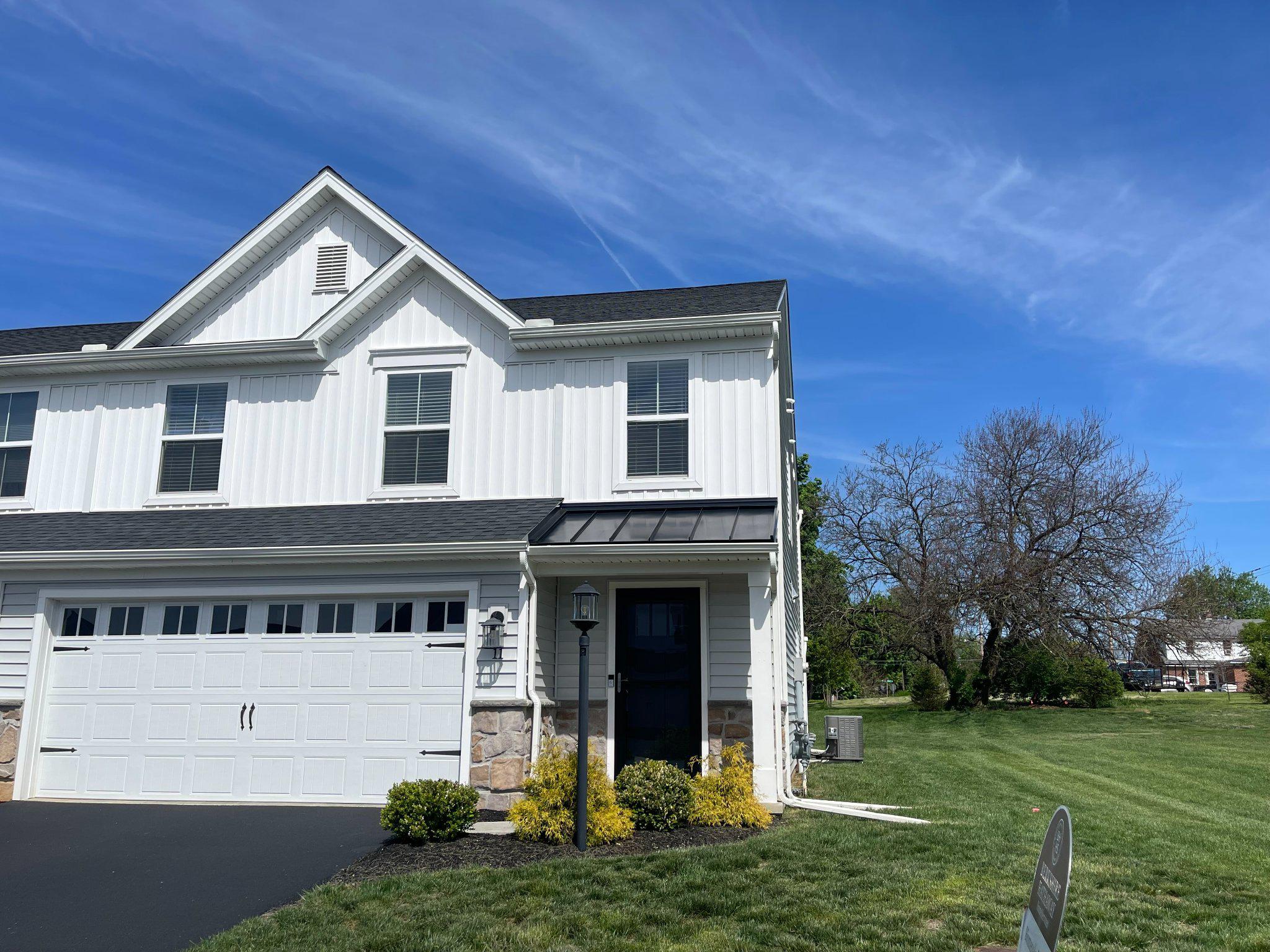 DICKINSON PLACE - Residential