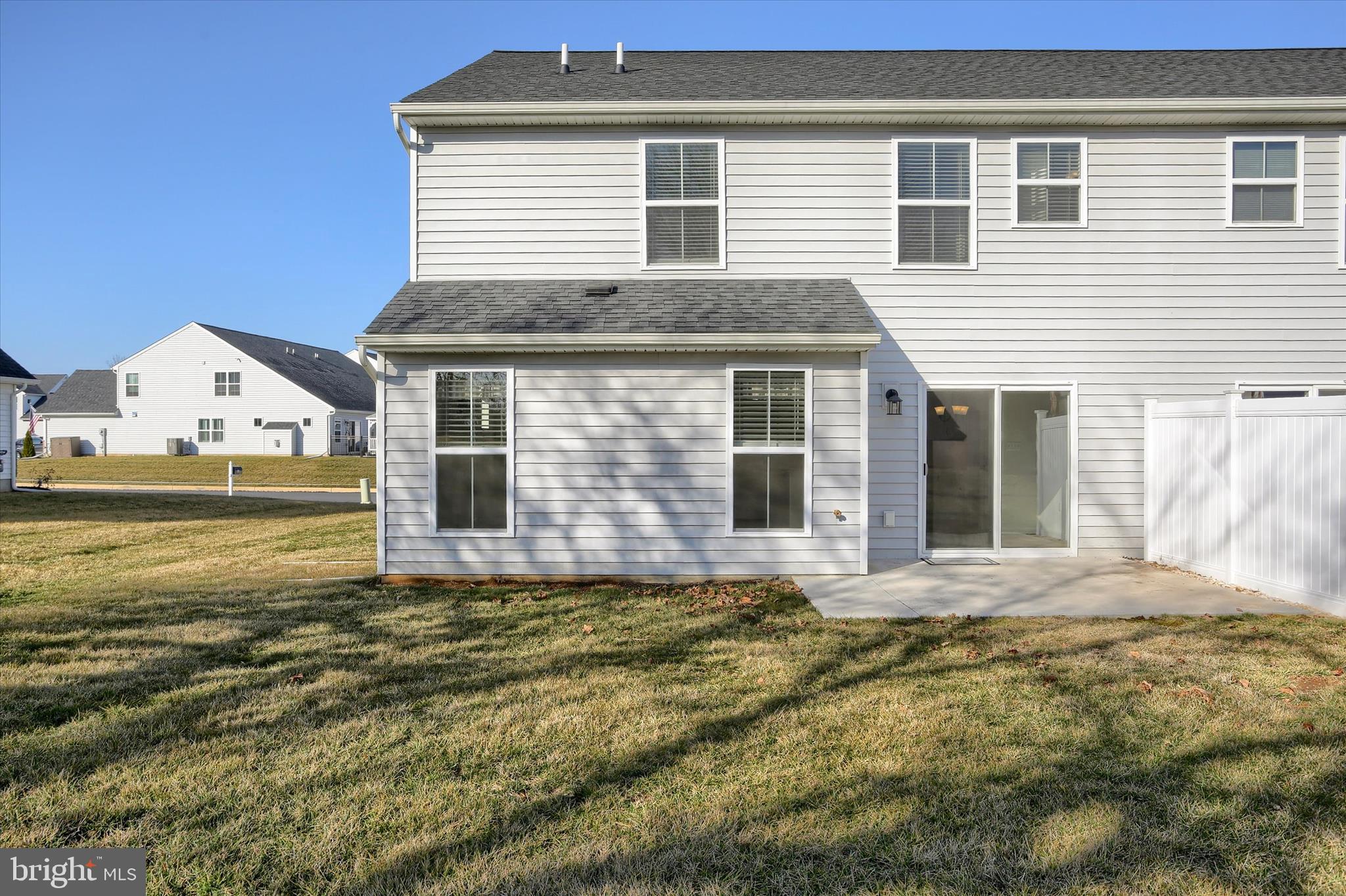 DICKINSON PLACE - Residential