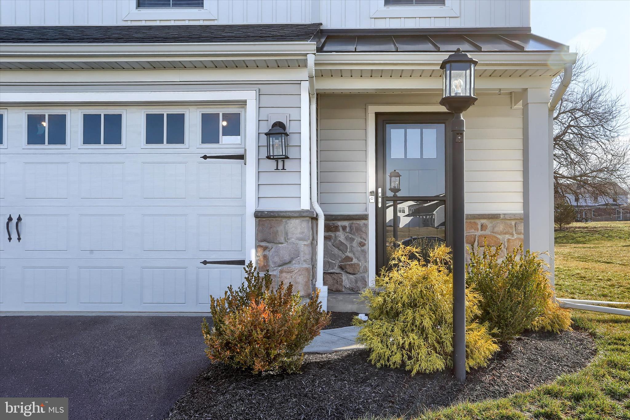 DICKINSON PLACE - Residential