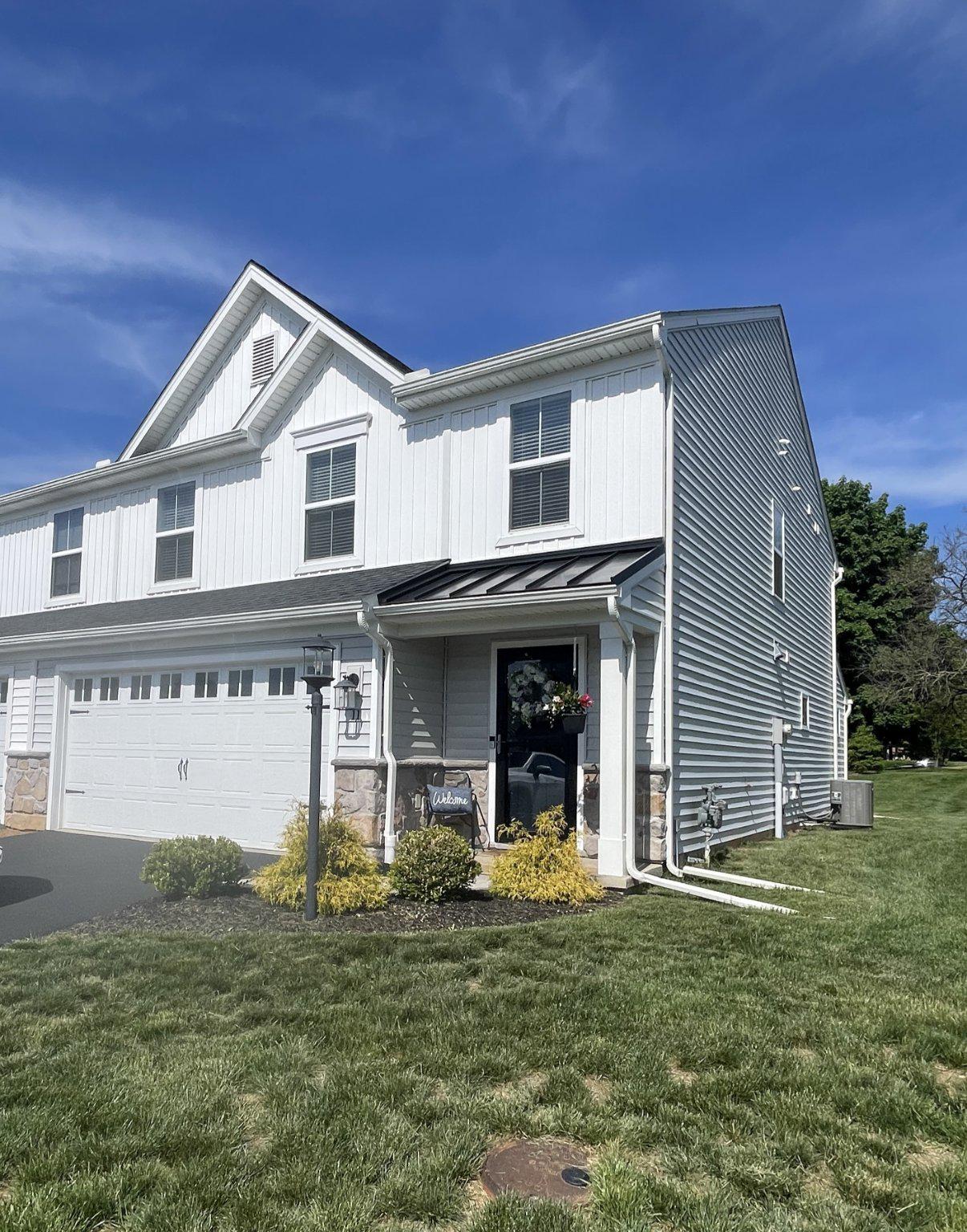 DICKINSON PLACE - Residential