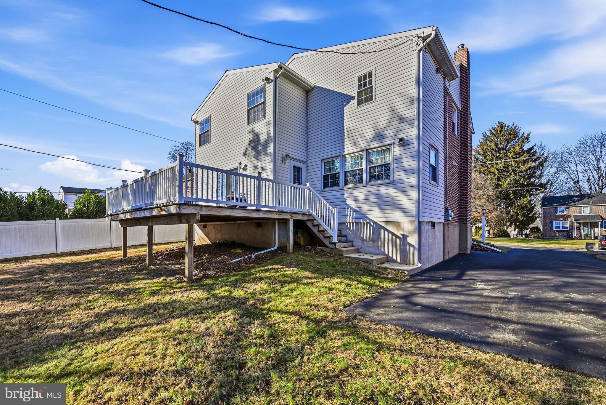 COLONIAL PARK - Residential