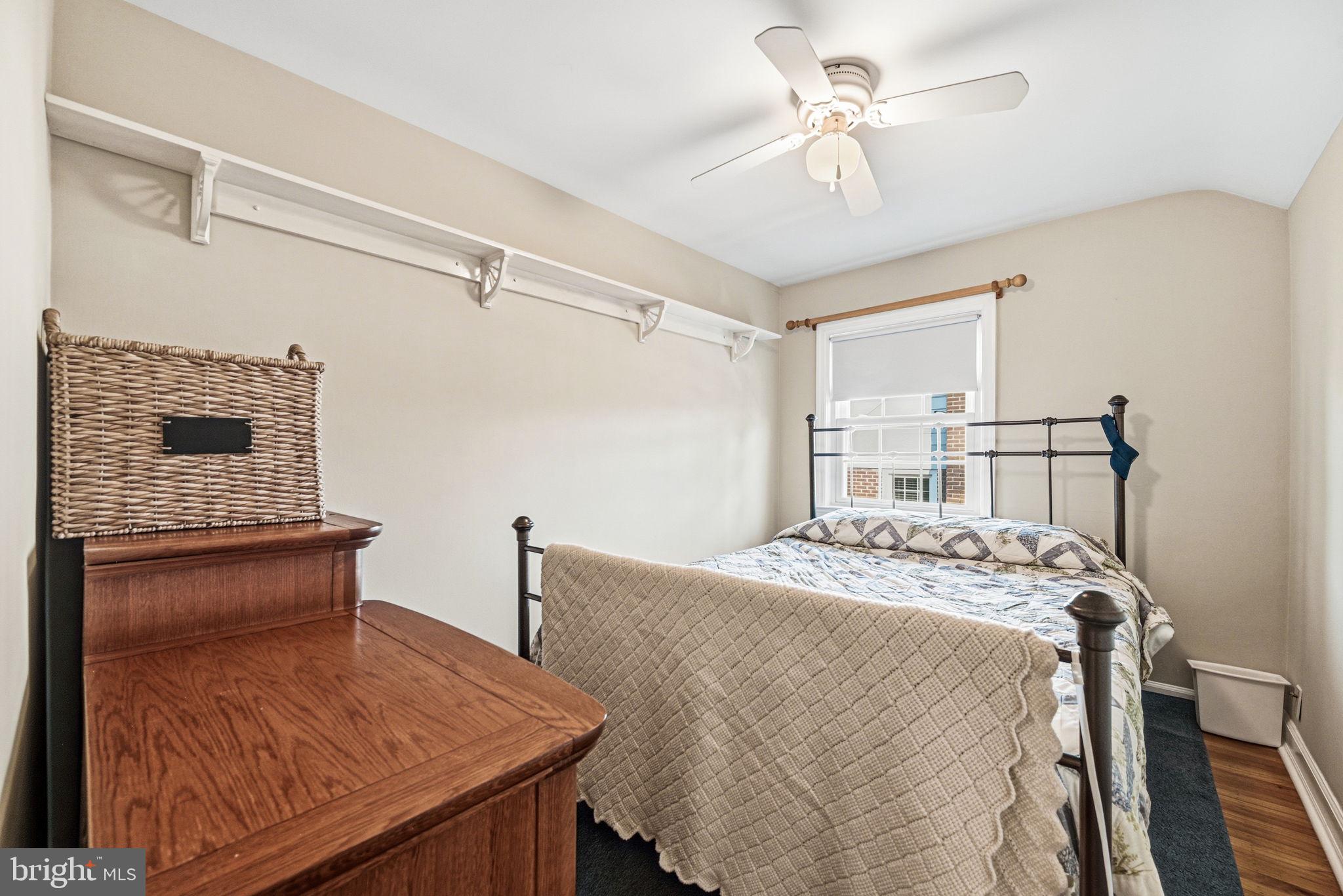 COLONIAL PARK - Residential