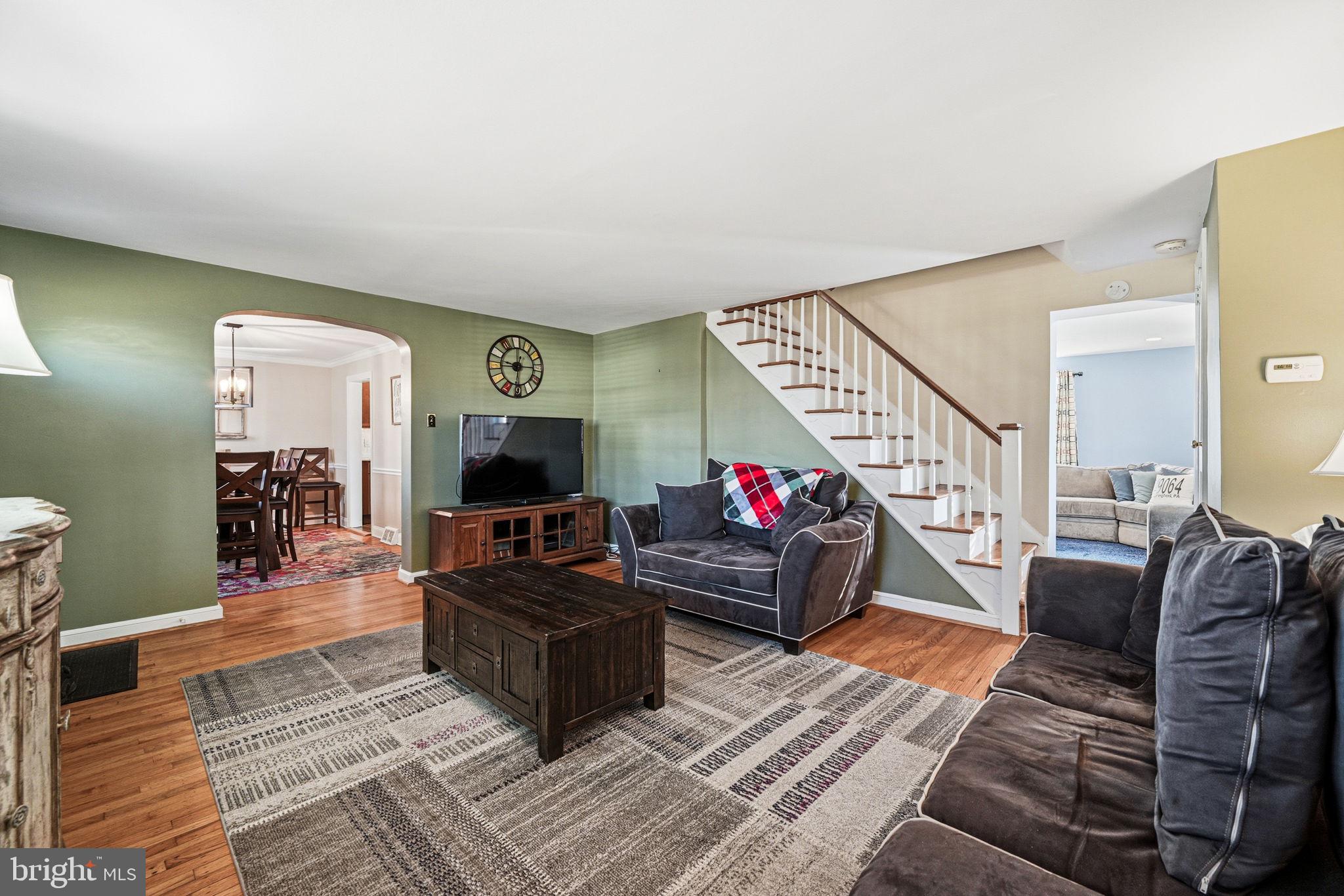 COLONIAL PARK - Residential