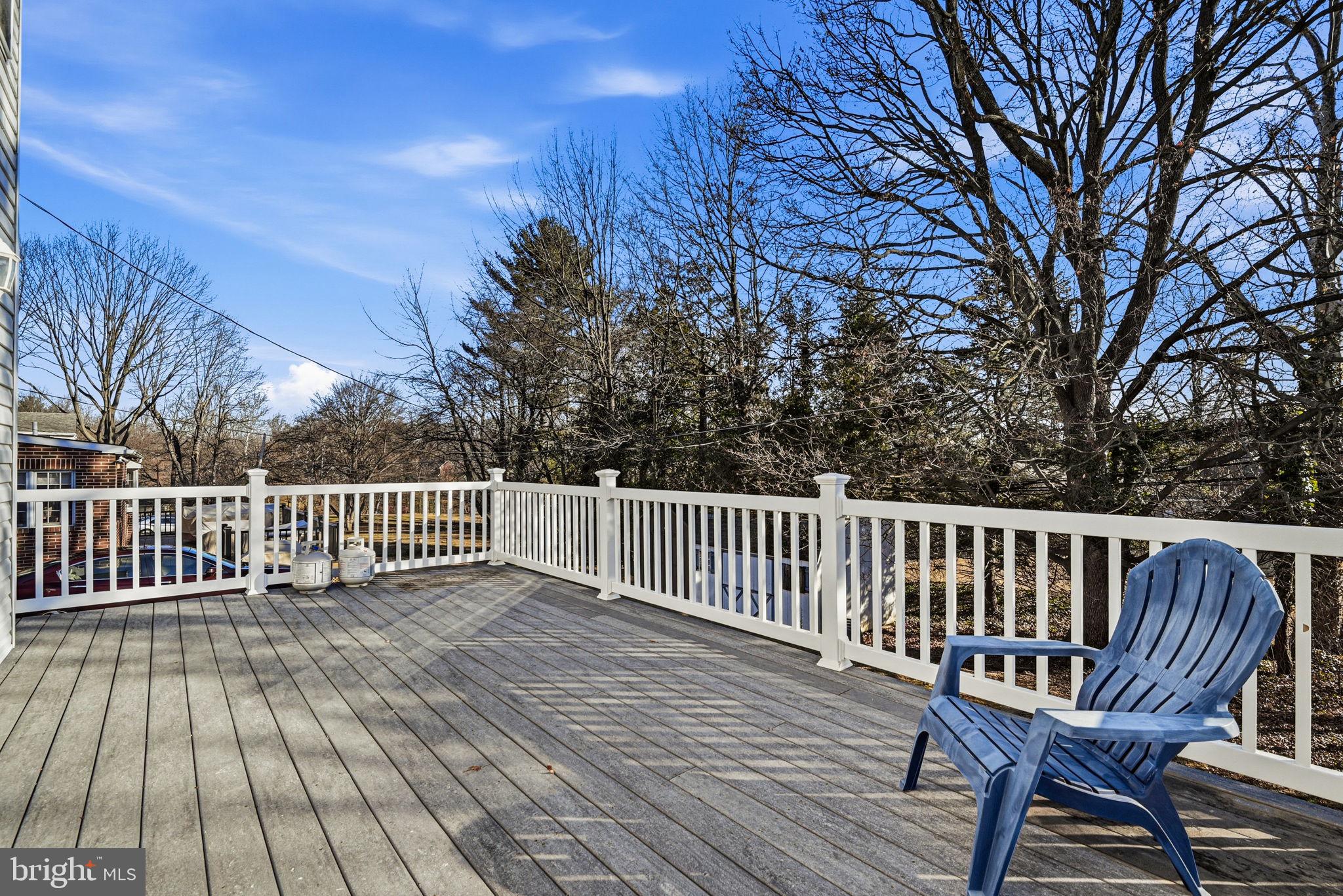 COLONIAL PARK - Residential