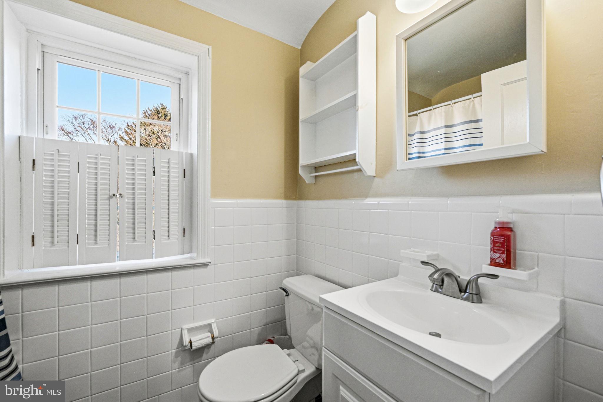 COLONIAL PARK - Residential