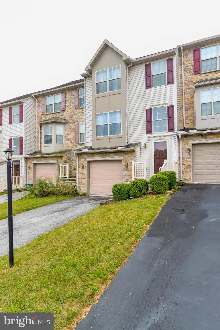 113 Zachary Drive, Hanover, PA 17331