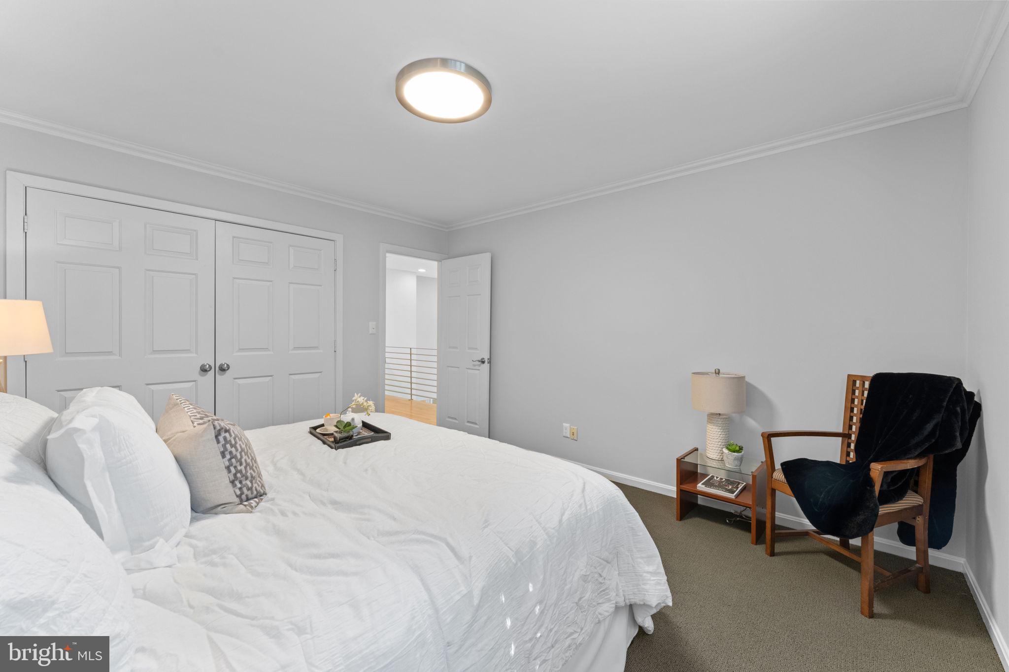 ANNANDALE - Residential