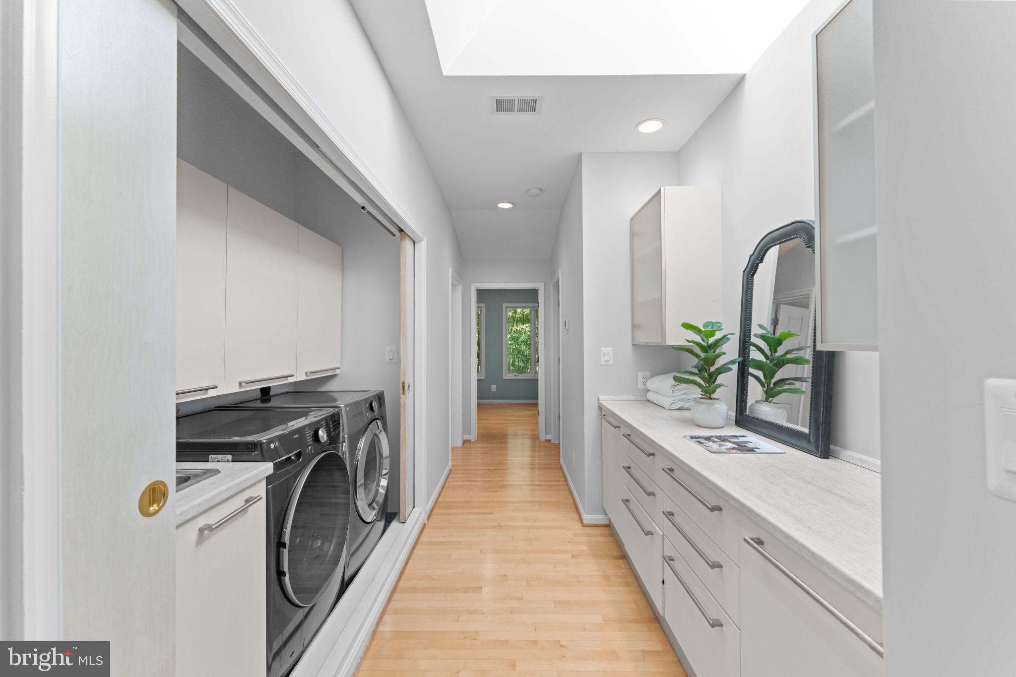 ANNANDALE - Residential