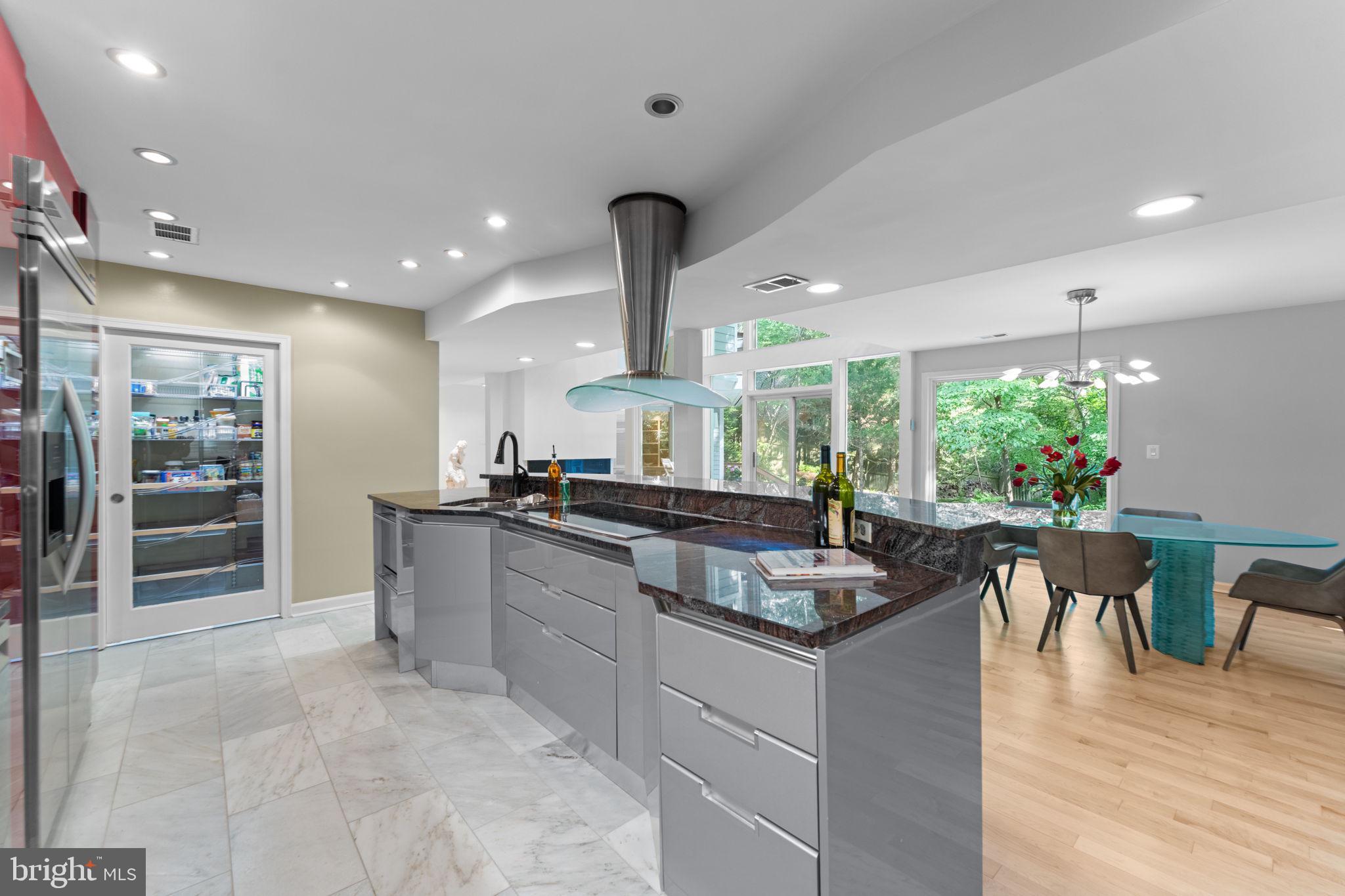 ANNANDALE - Residential