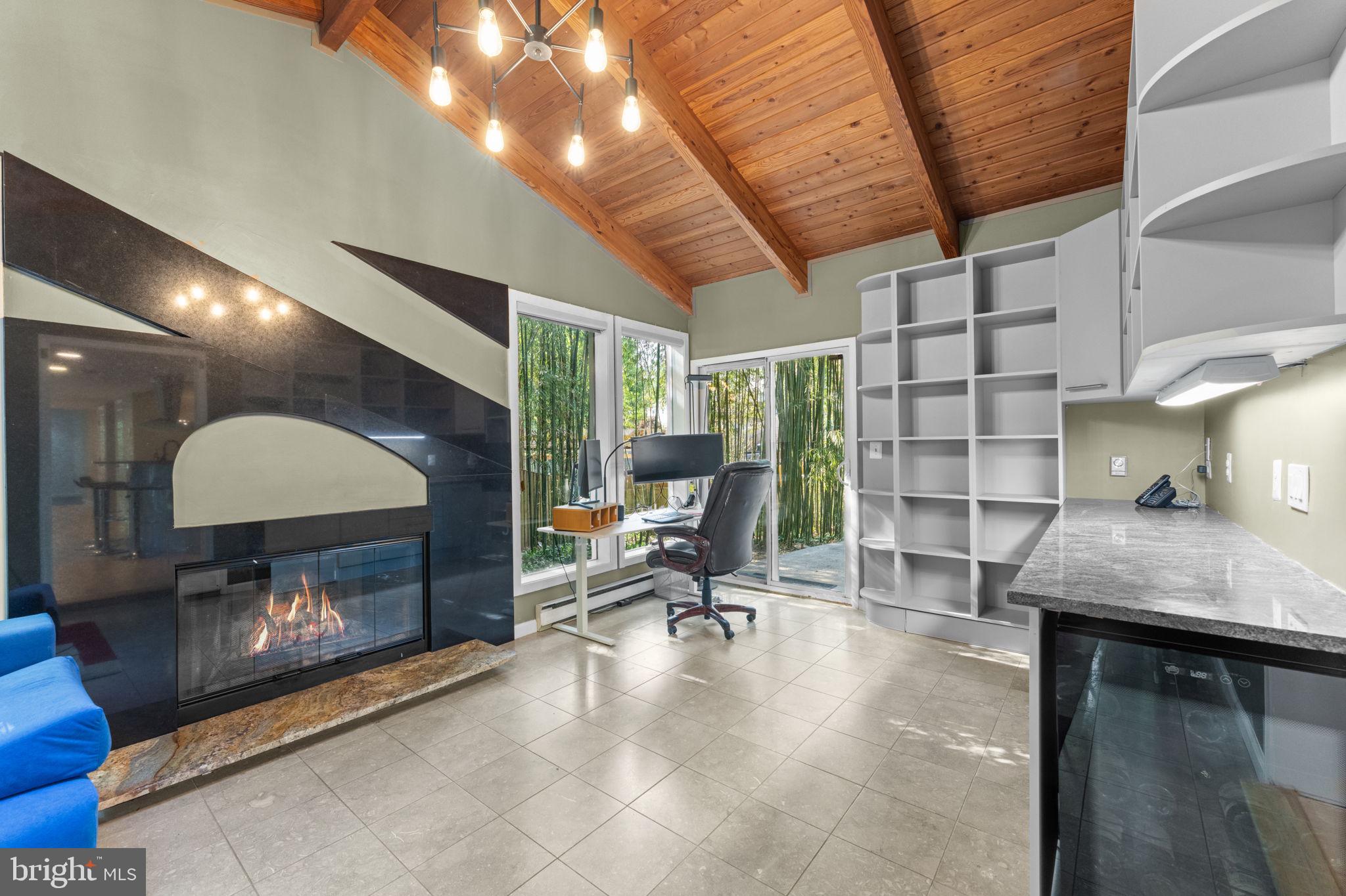 ANNANDALE - Residential