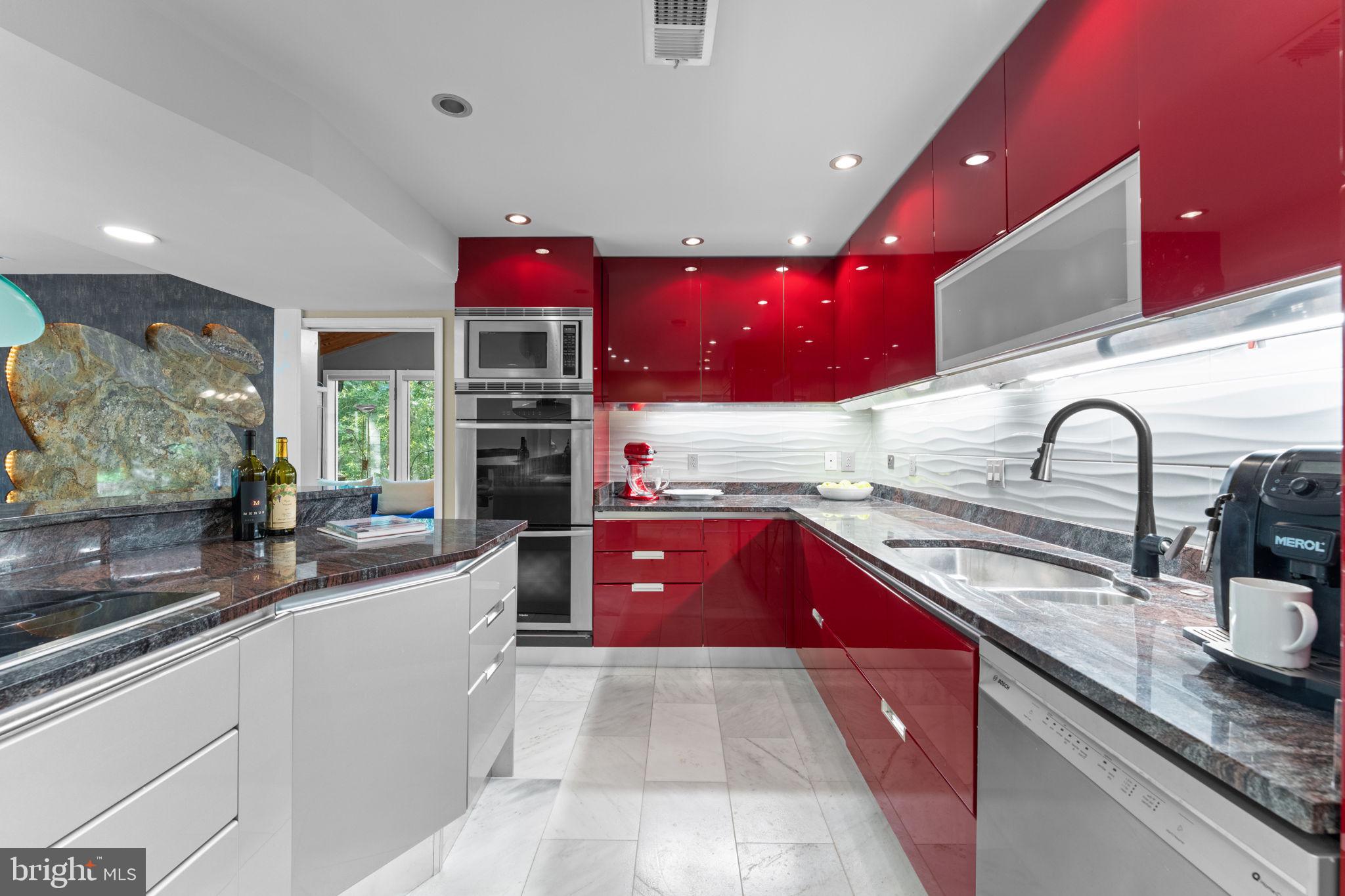 ANNANDALE - Residential