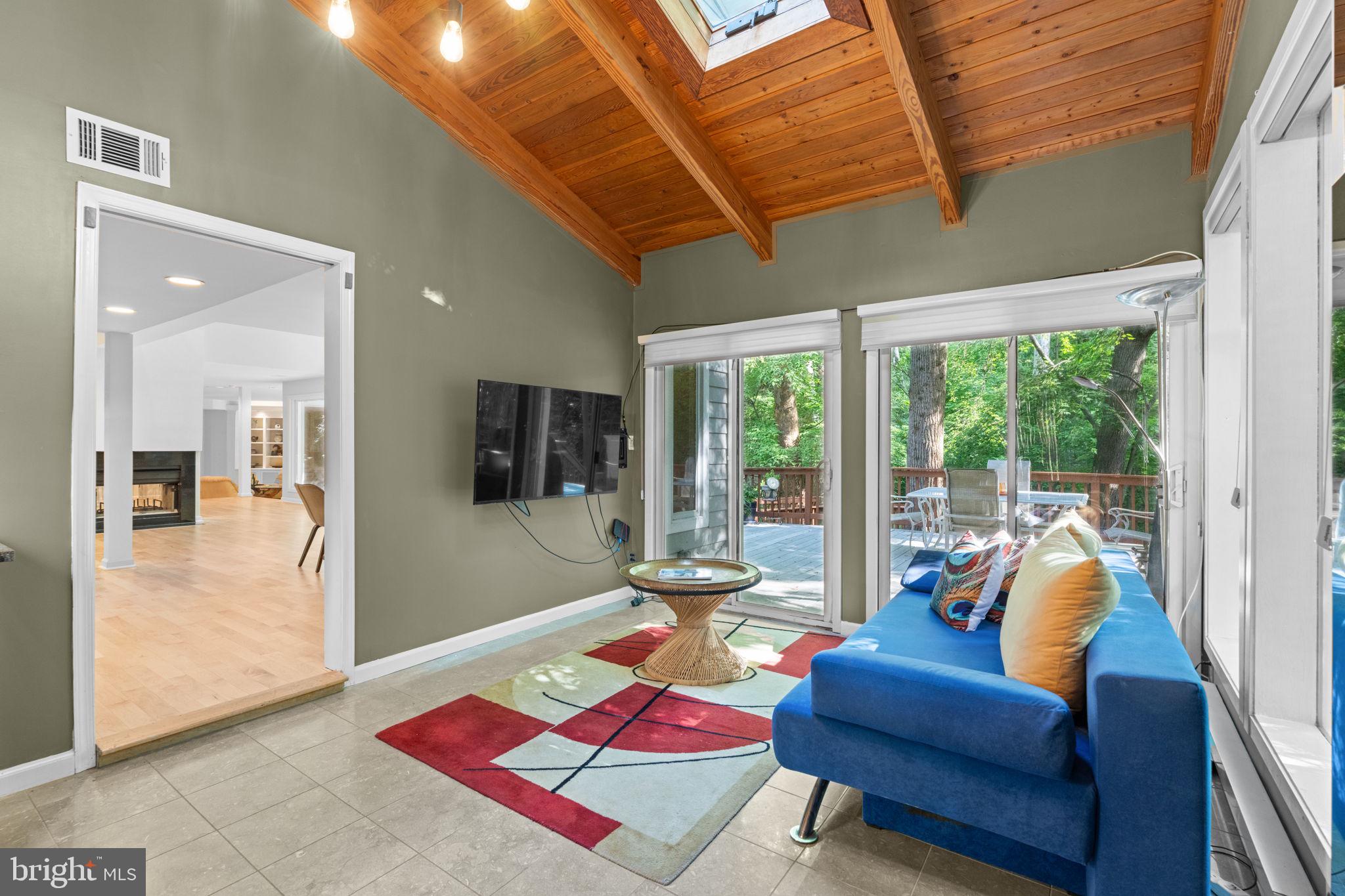 ANNANDALE - Residential