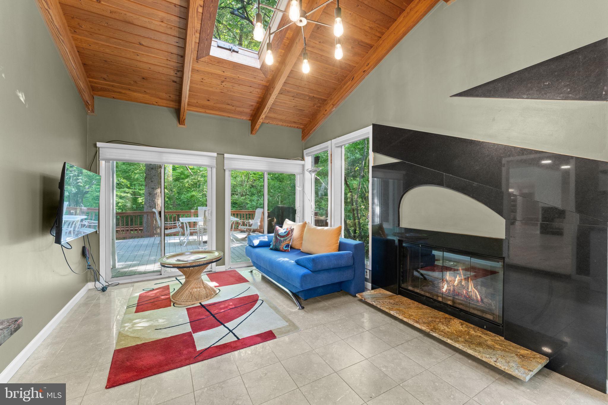 ANNANDALE - Residential
