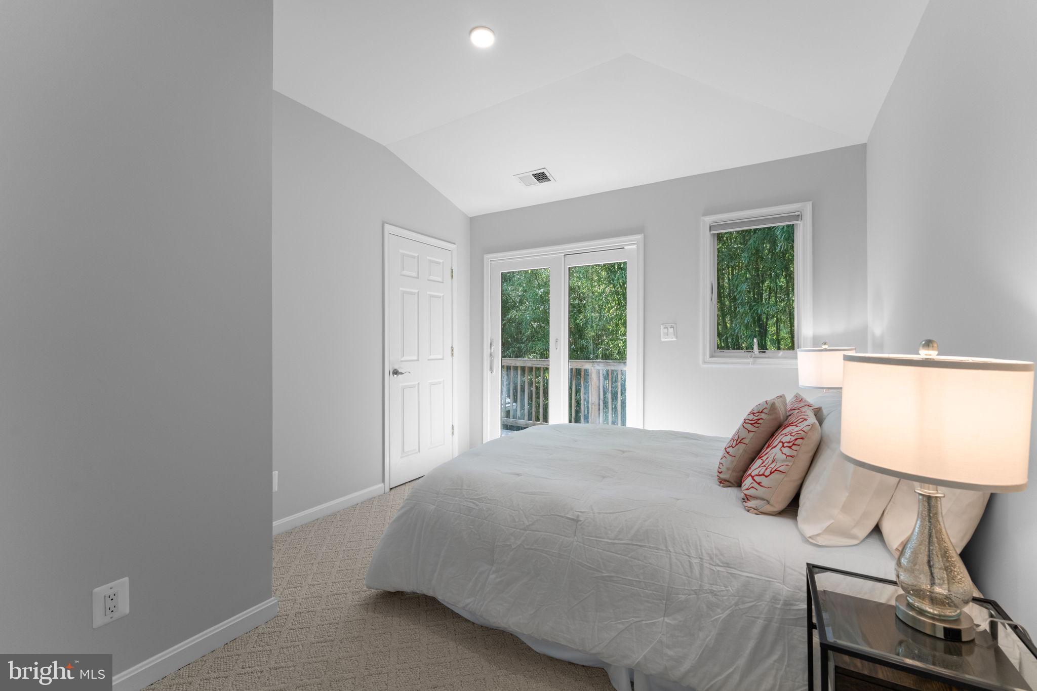 ANNANDALE - Residential