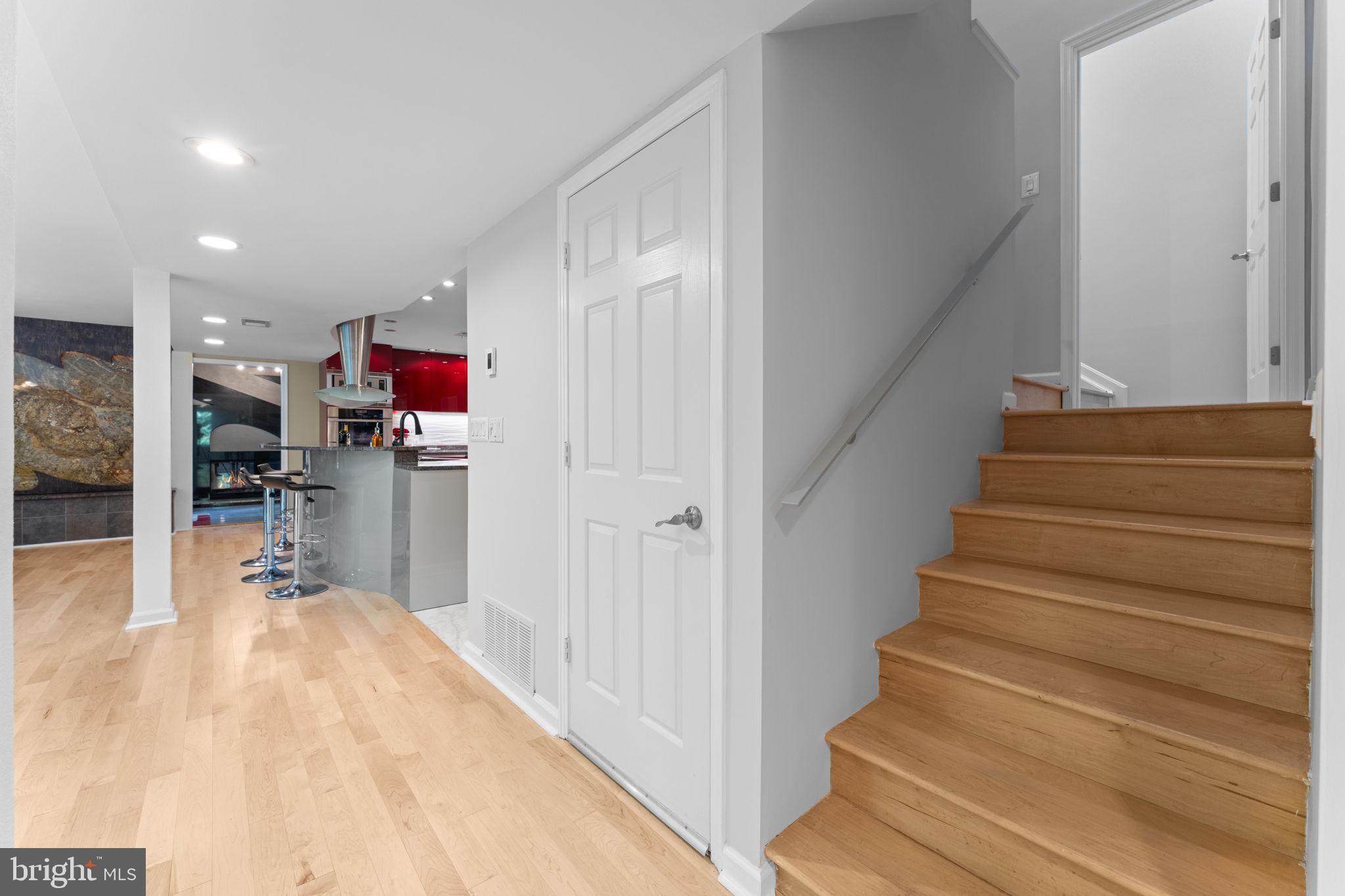 ANNANDALE - Residential