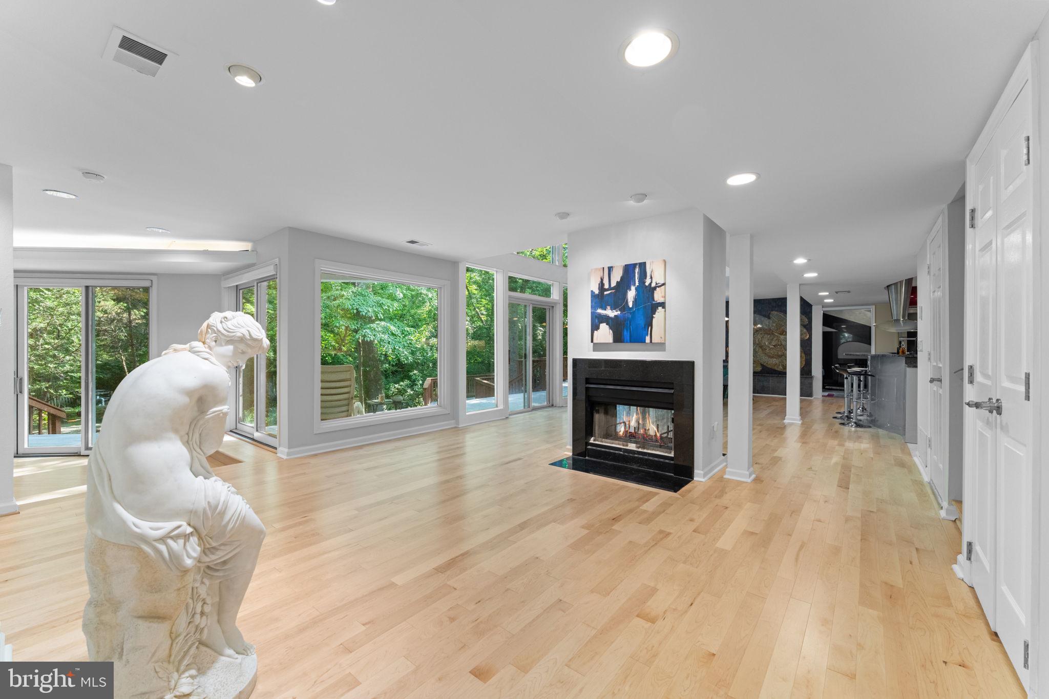 ANNANDALE - Residential