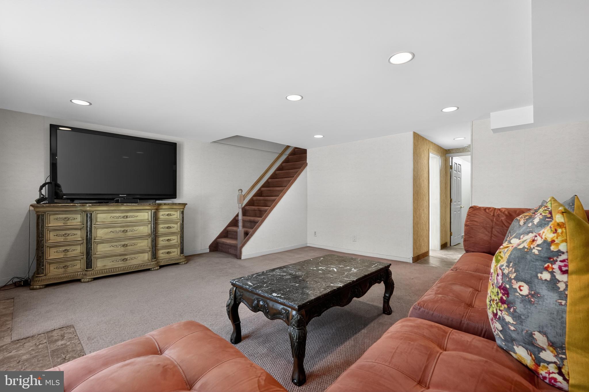 327 NANDINA STREET