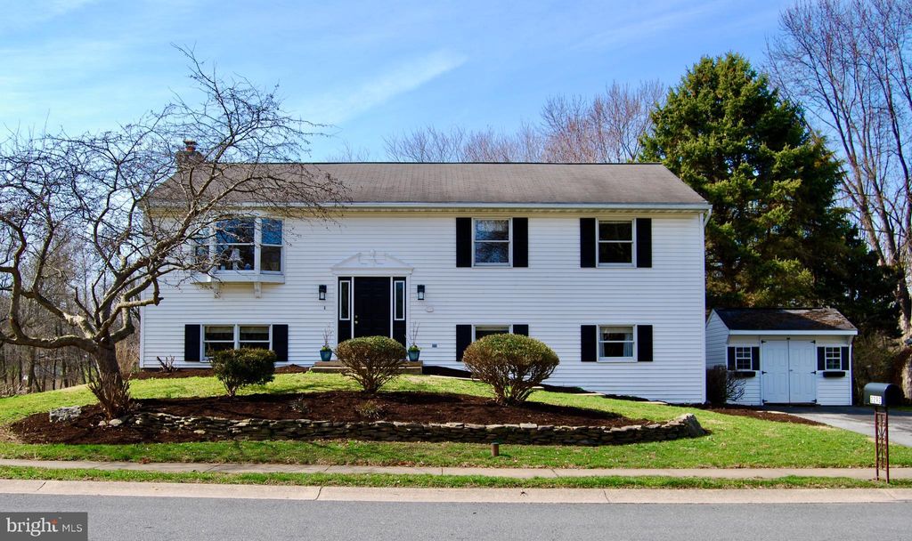 Photo of 2292 Bob White Lane, LANCASTER, PA 17601 (MLS # PALA2083846)