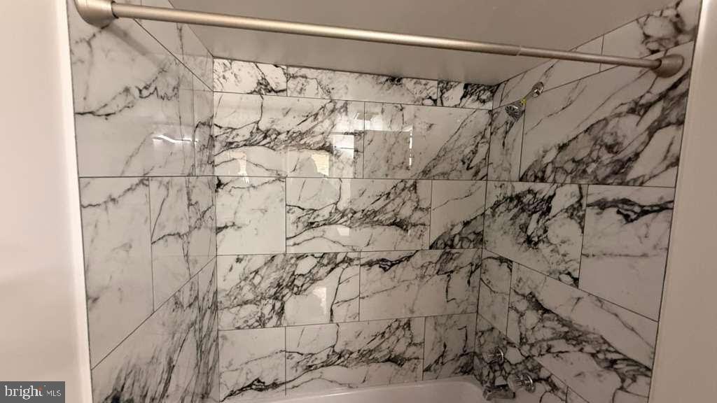 LODGE AT MCDONGH - Residential