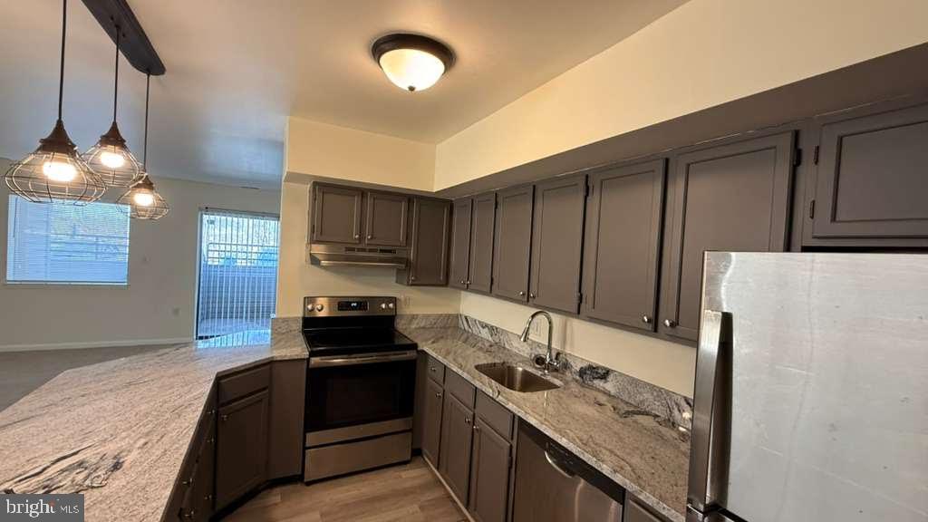 LODGE AT MCDONGH - Residential