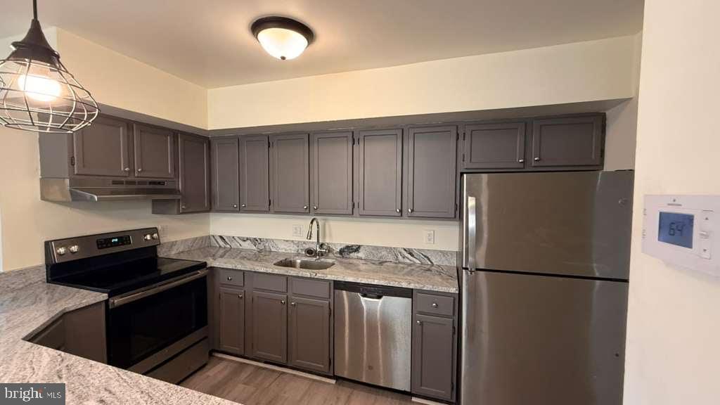 LODGE AT MCDONGH - Residential