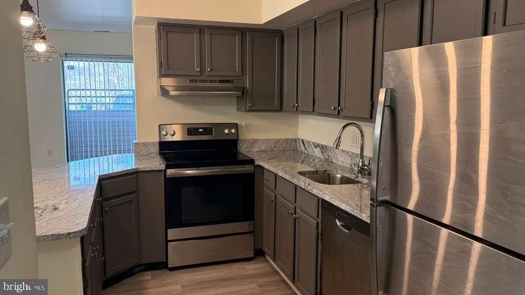 LODGE AT MCDONGH - Residential