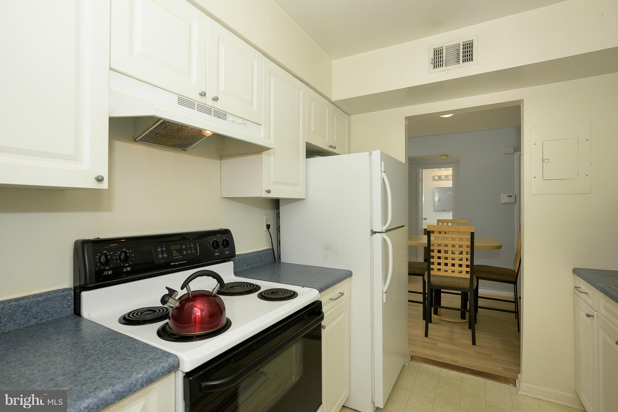 HUNTING RIDGE CONDOMINIUM - Residential