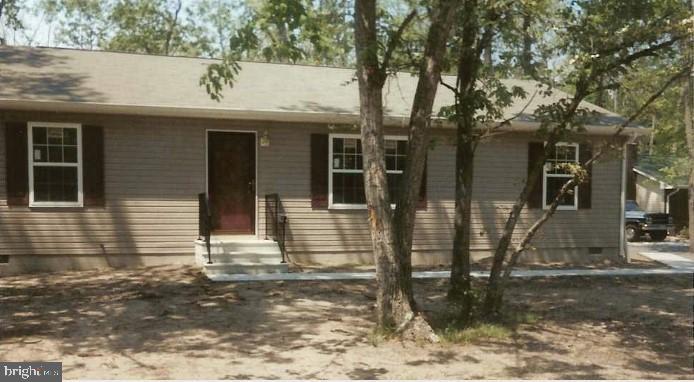 FOX GRAPE FARMS - Residential Lease