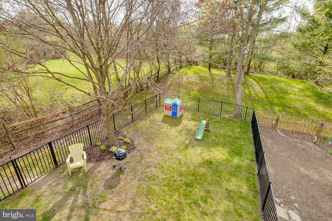 CEDAR ACRES - Residential