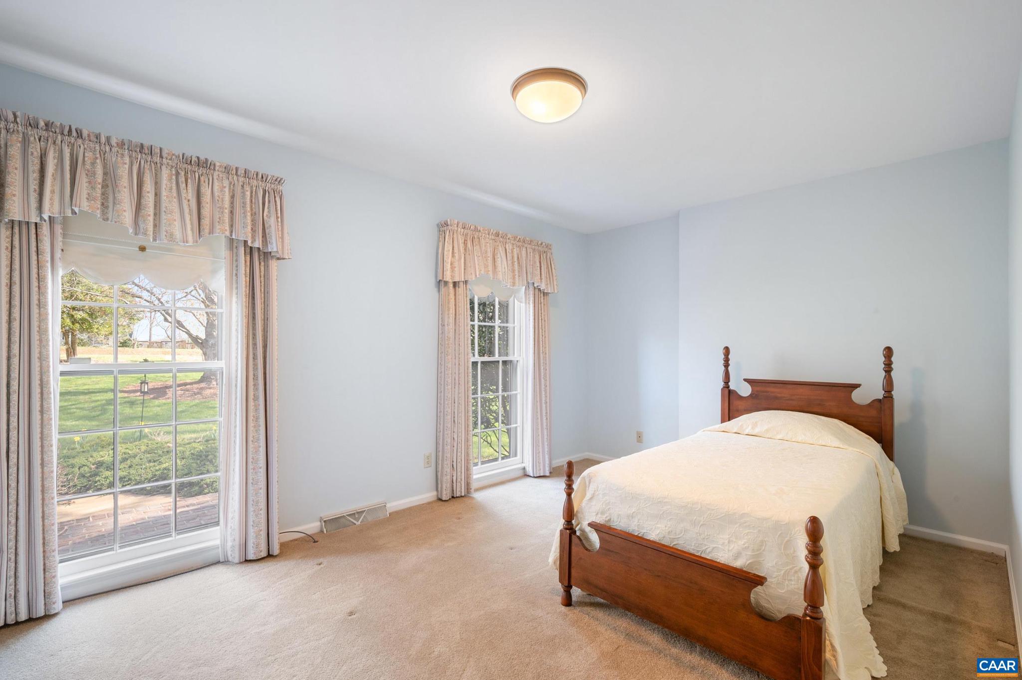 FAIRGROVE - Residential