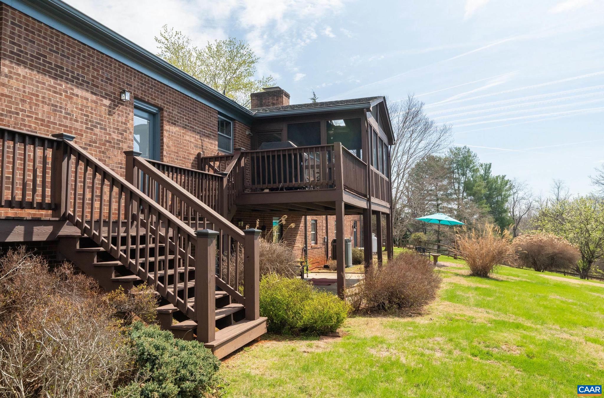 FAIRGROVE - Residential