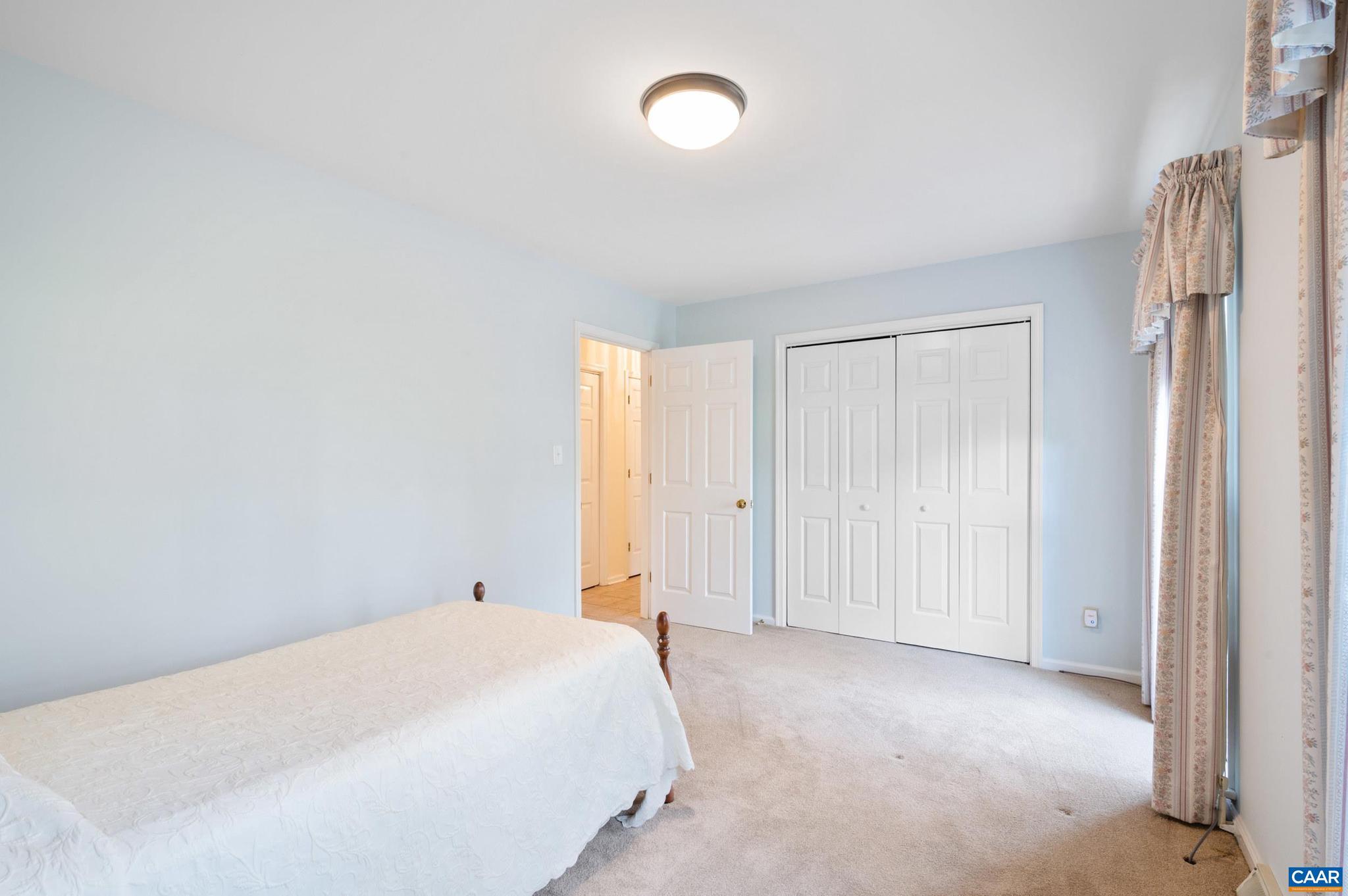 FAIRGROVE - Residential