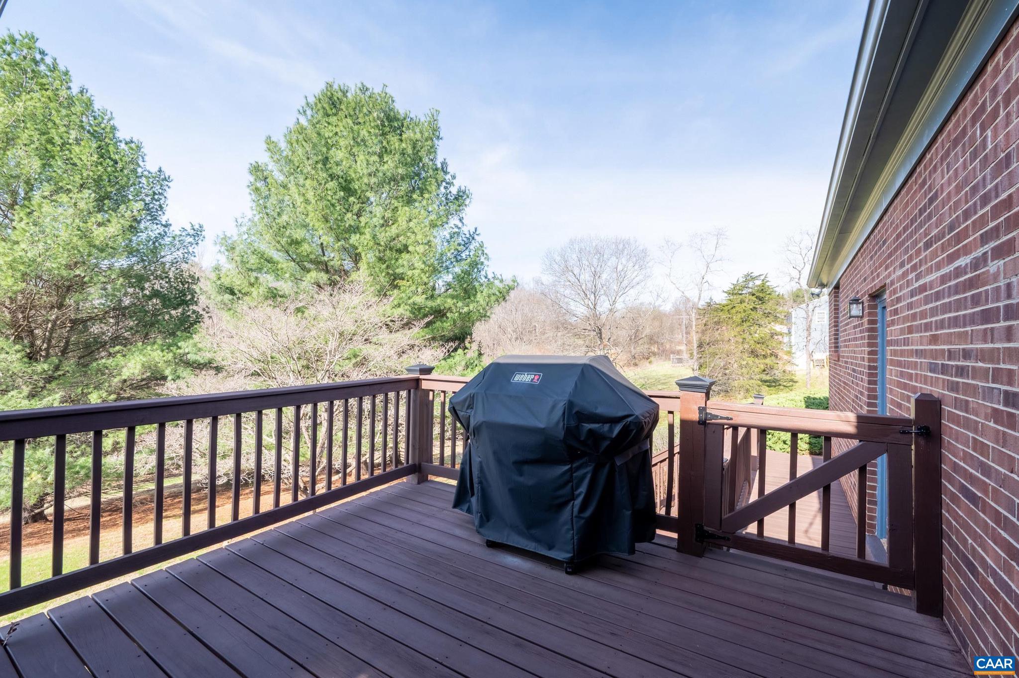 FAIRGROVE - Residential