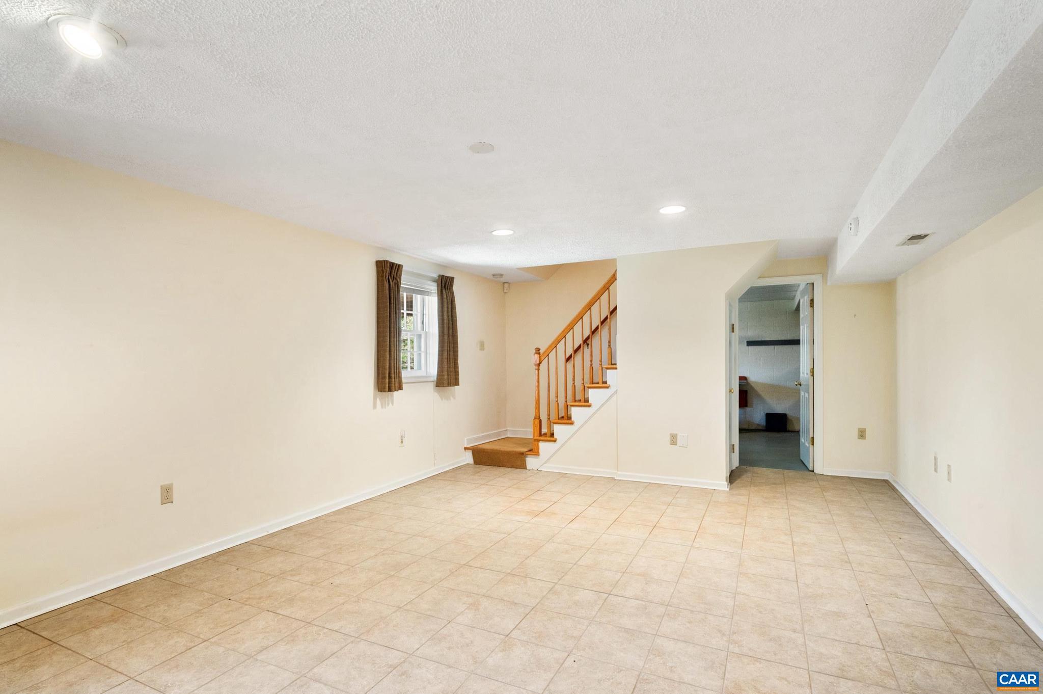 FAIRGROVE - Residential