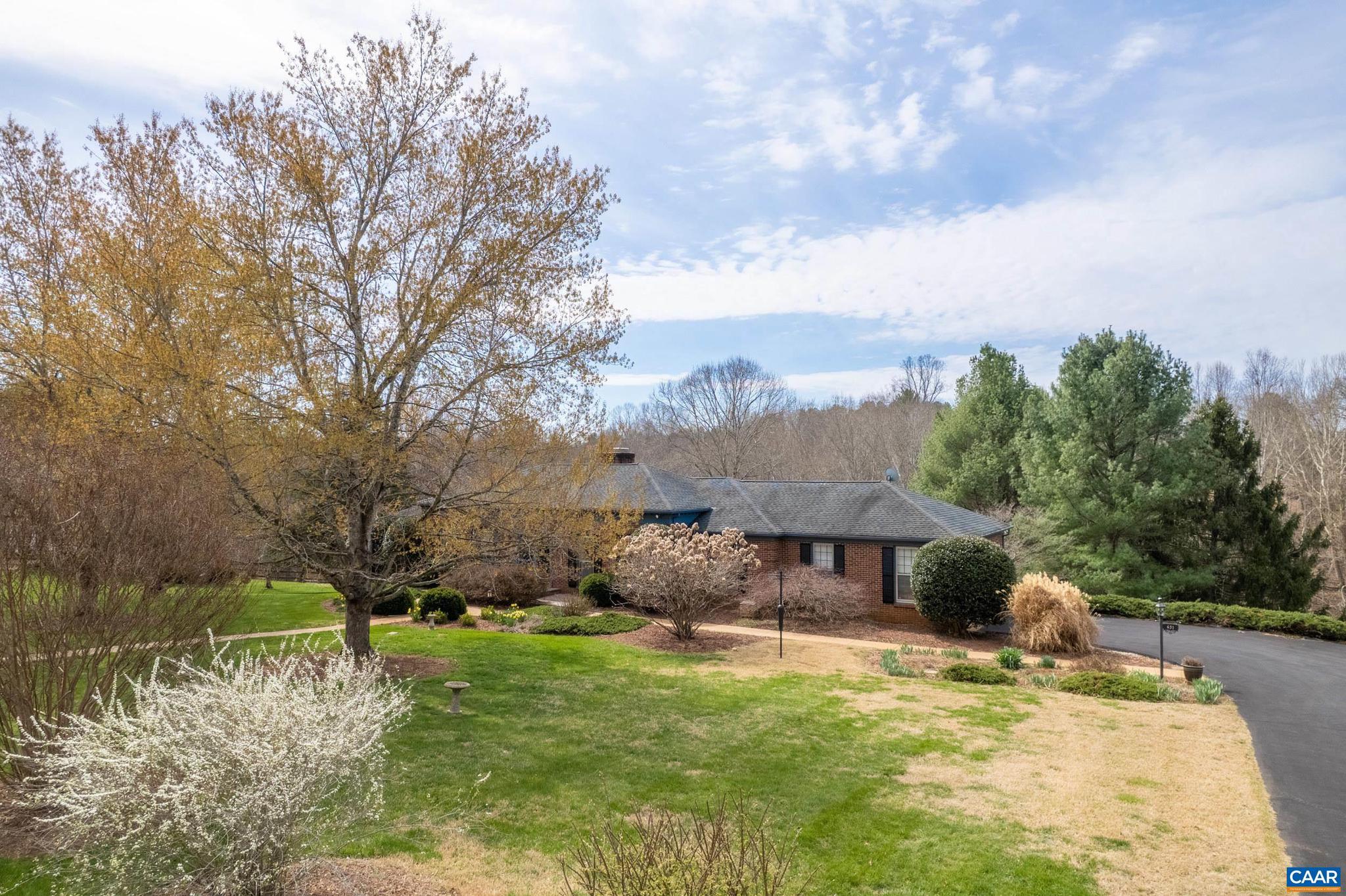 FAIRGROVE - Residential