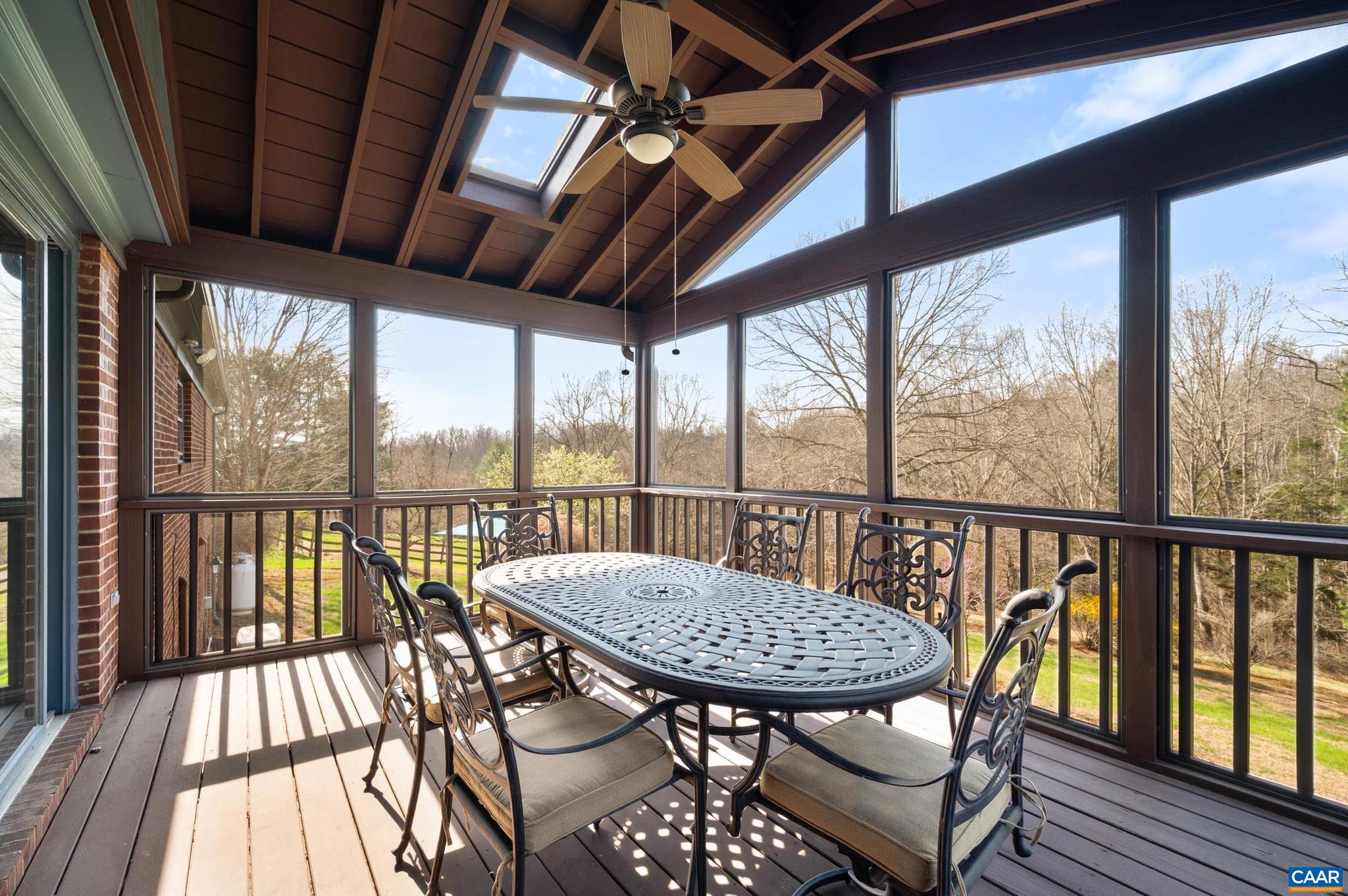 FAIRGROVE - Residential