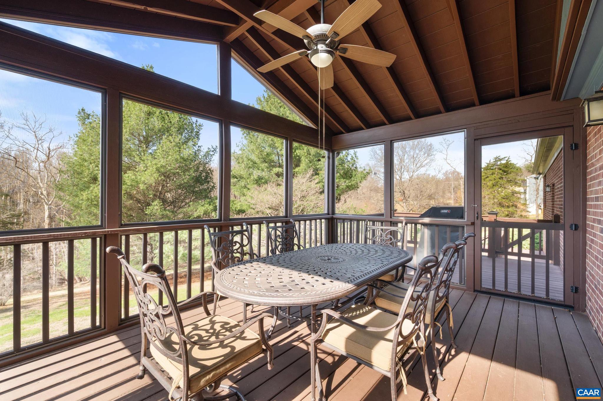 FAIRGROVE - Residential