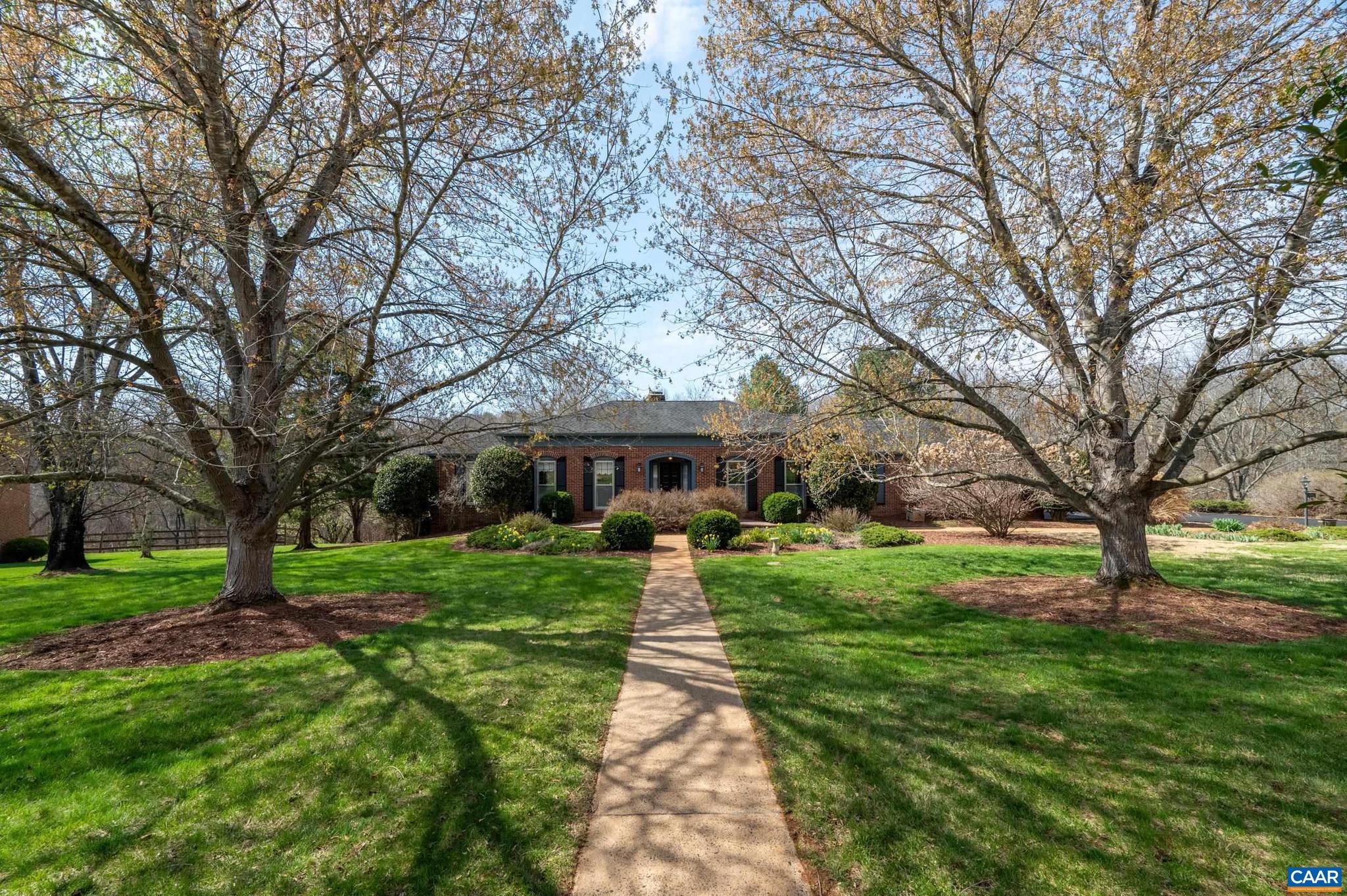 FAIRGROVE - Residential