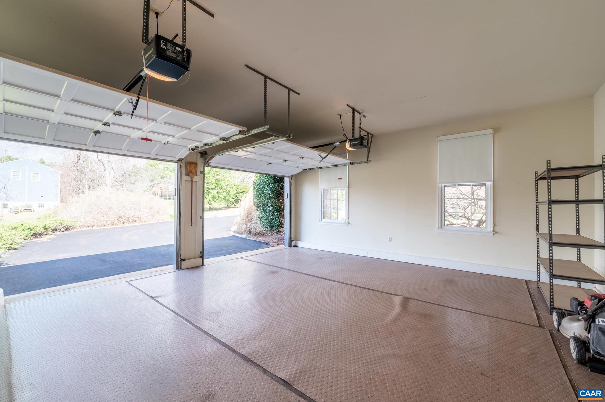 FAIRGROVE - Residential