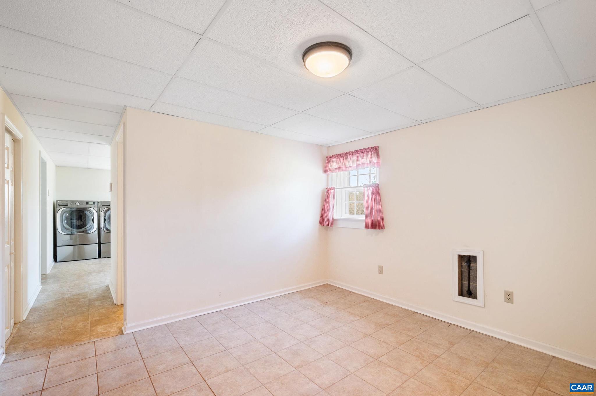 FAIRGROVE - Residential