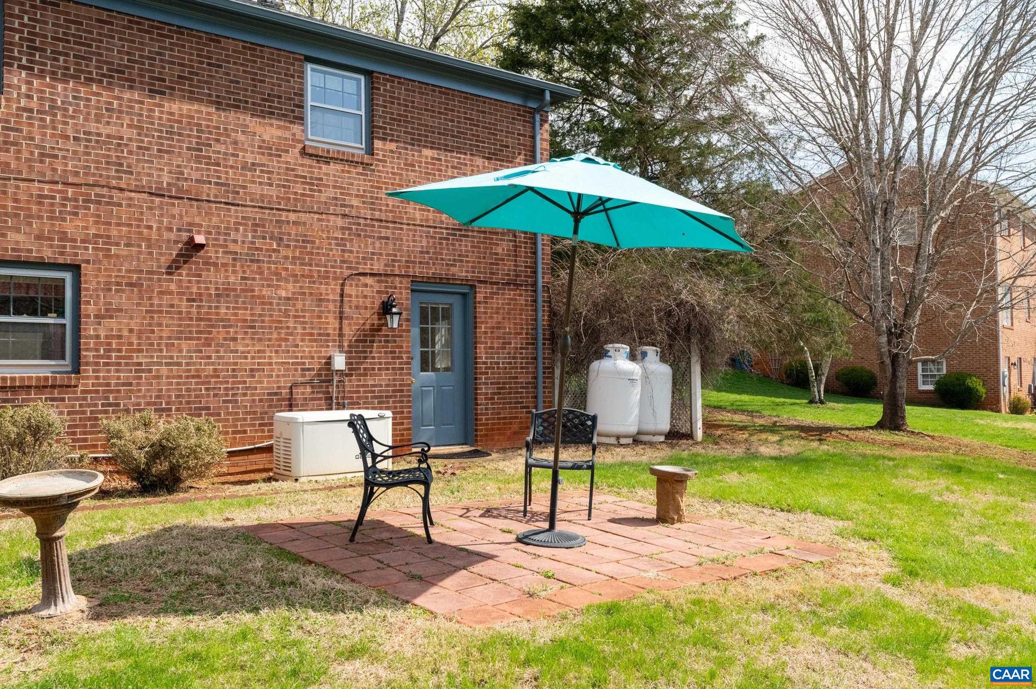 FAIRGROVE - Residential