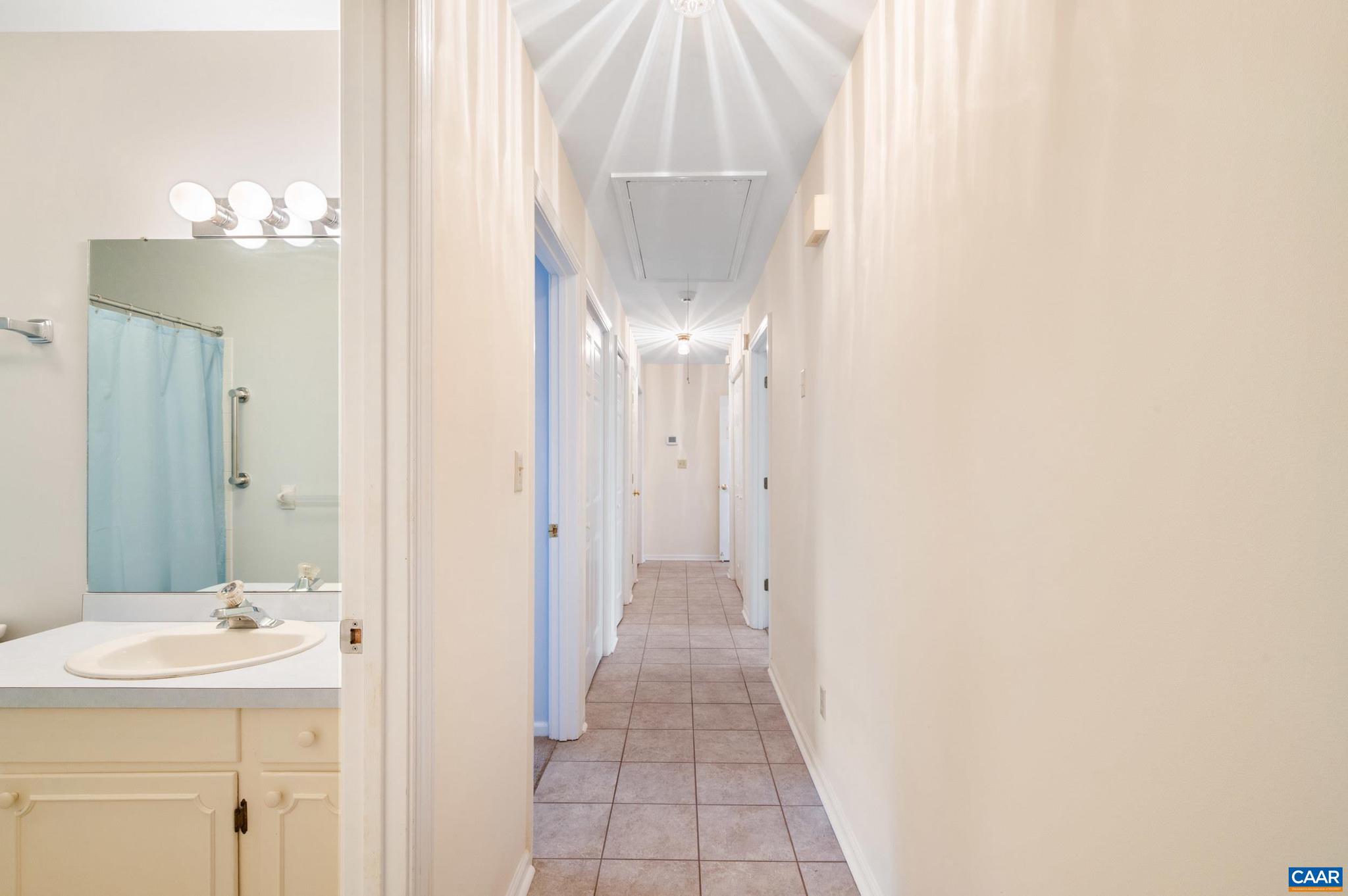 FAIRGROVE - Residential